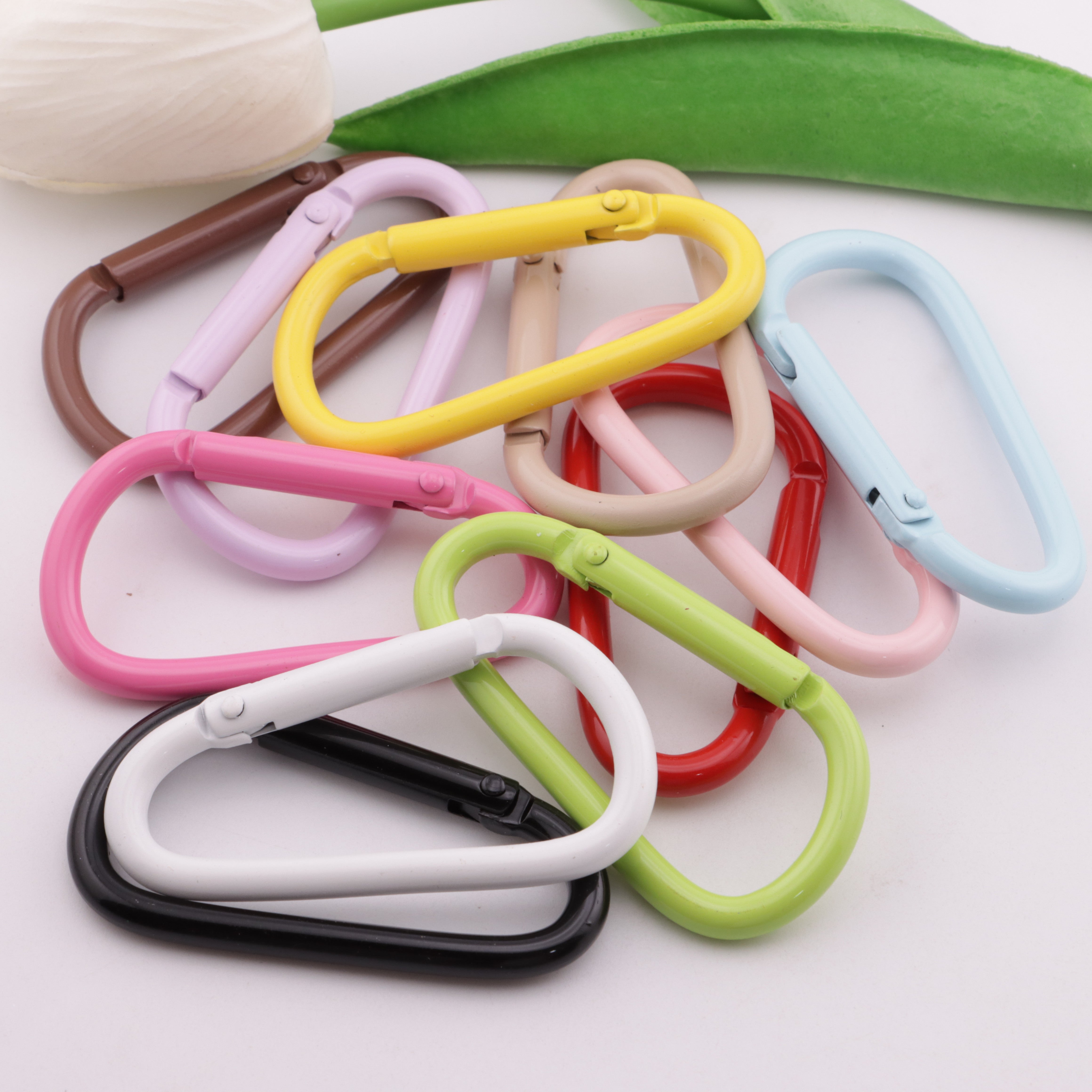 FS5768- 56*30Mm Enameled Big D-Shaped Key Ring