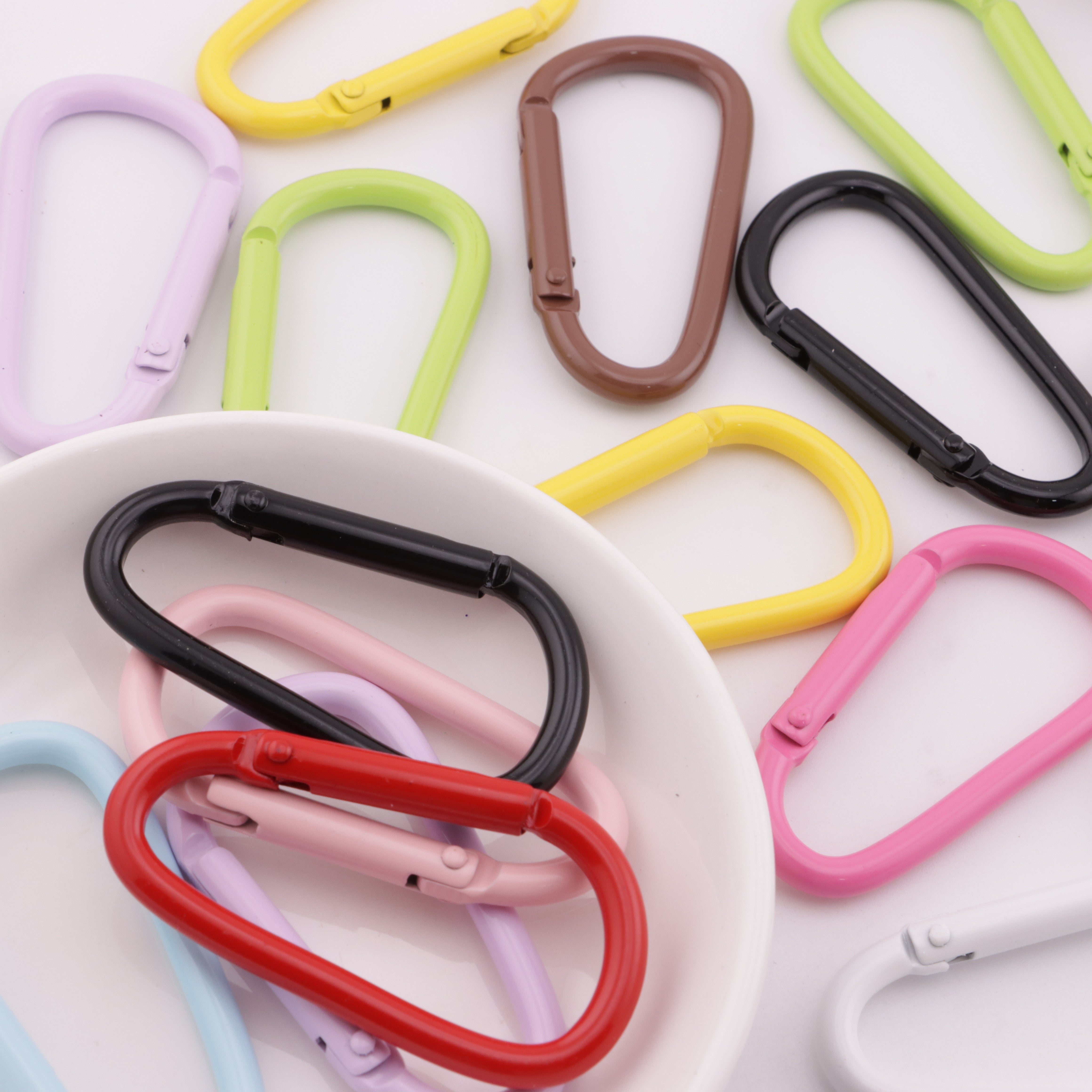 FS5768- 56*30Mm Enameled Big D-Shaped Key Ring