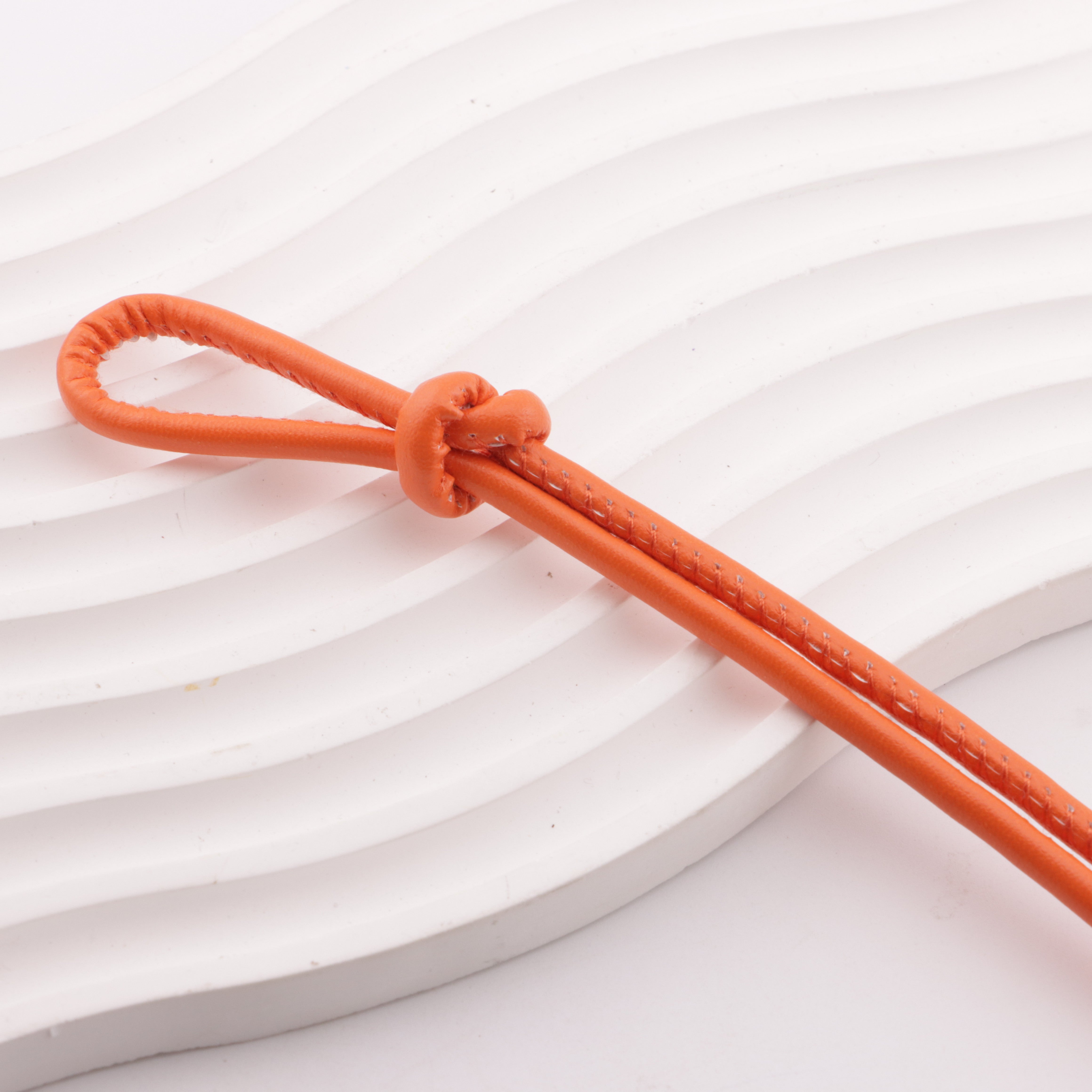 FS5896- Diameter: 4 Cm, Leather Cord Knot Diameter: 4 Mm