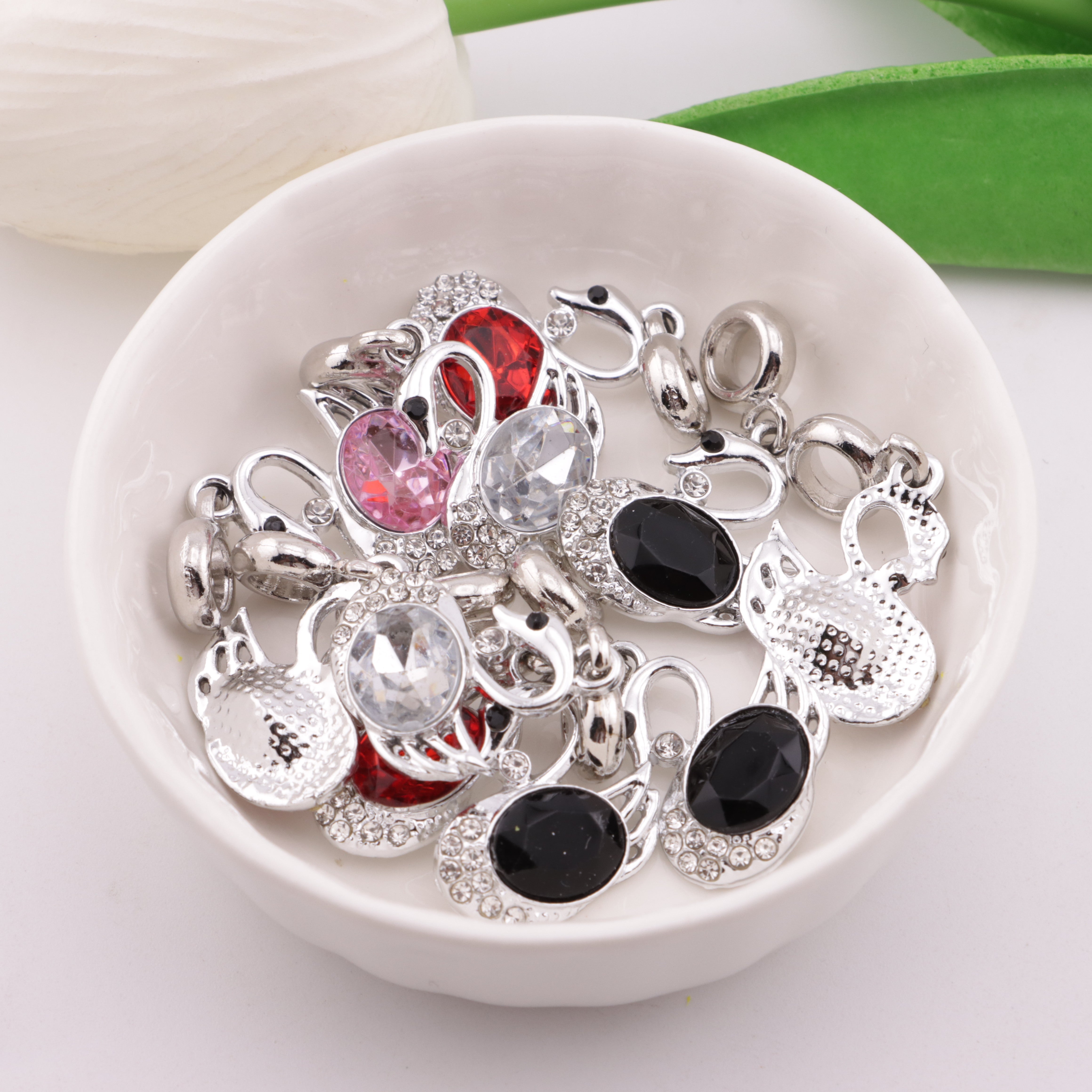 FS5750- Swan Spacers Pendant Swan Spacer Pendant