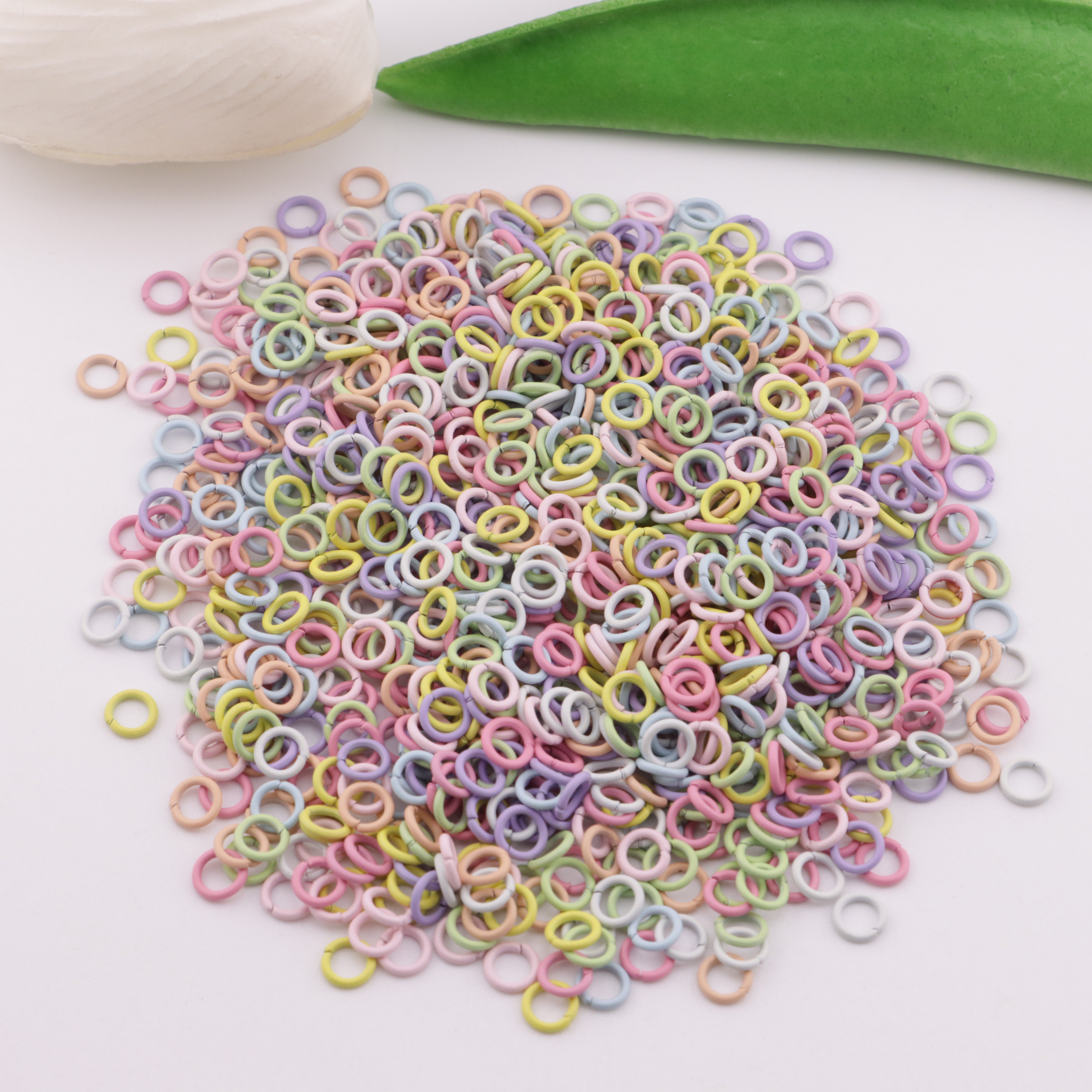 FS5841- Colorful Single Loop 4mm