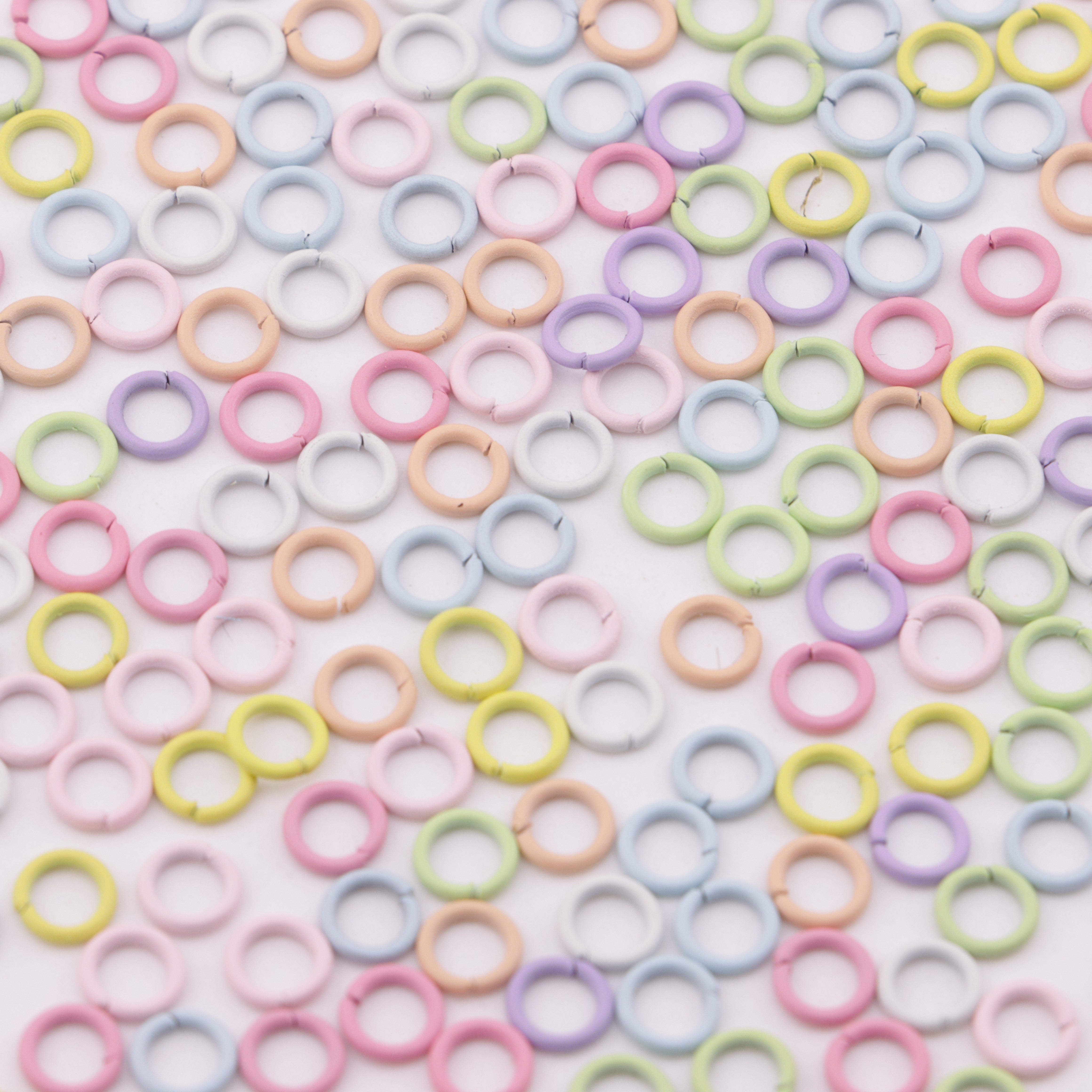 FS5841- Colorful Single Loop 4mm