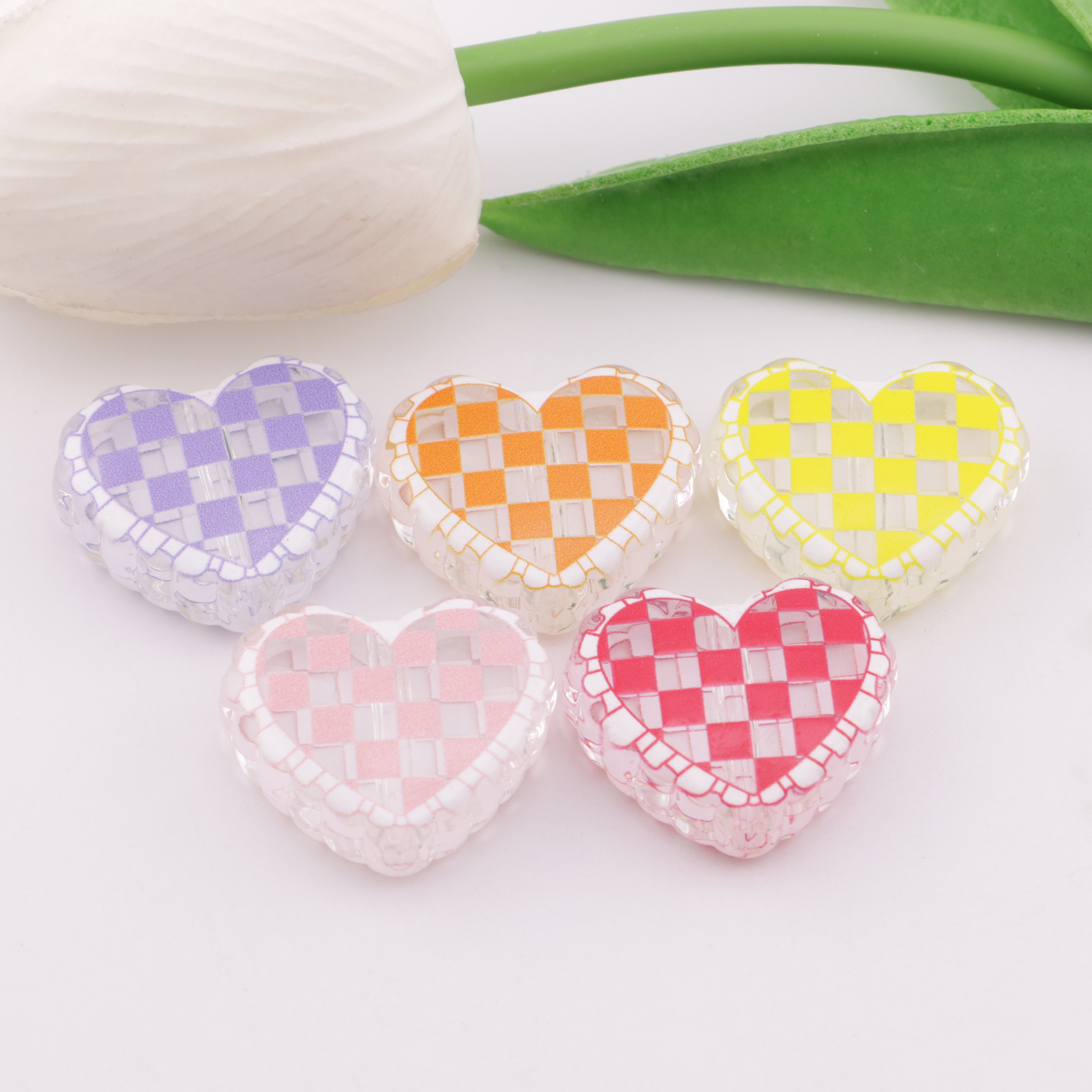 FS5838- Translucent Color Heart Grid