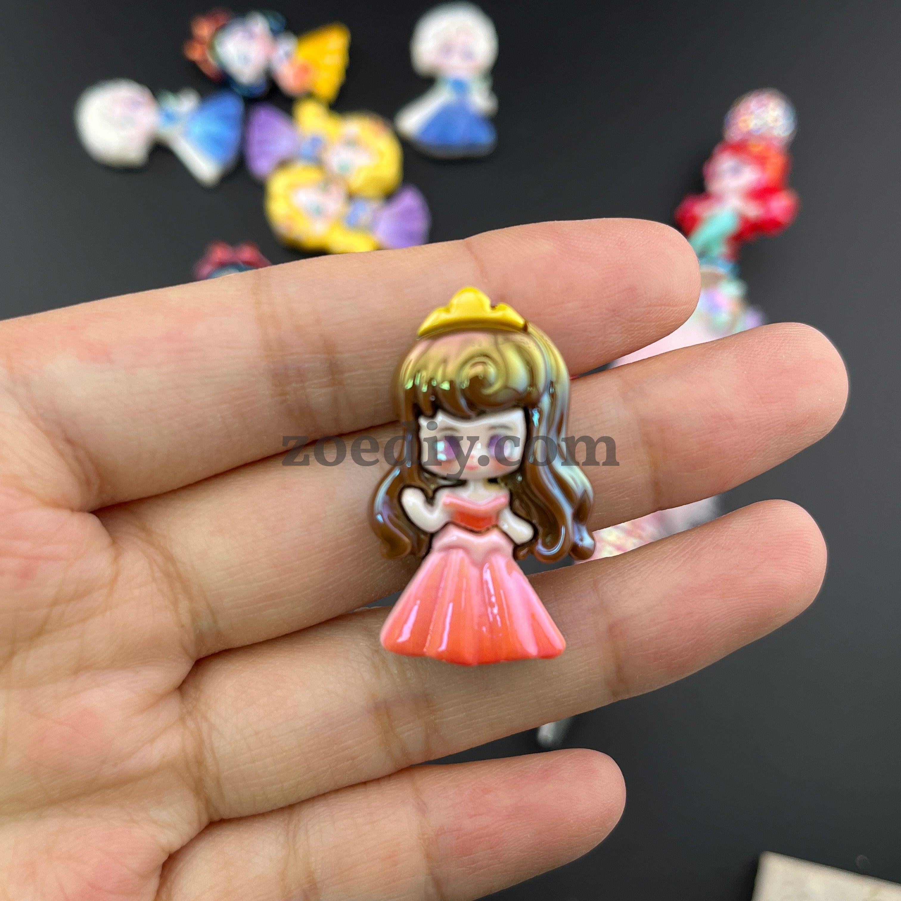 FS0955- Random Mixed UV Shiny Cartoon Princess Resin Beads Fit For Beadable Pens