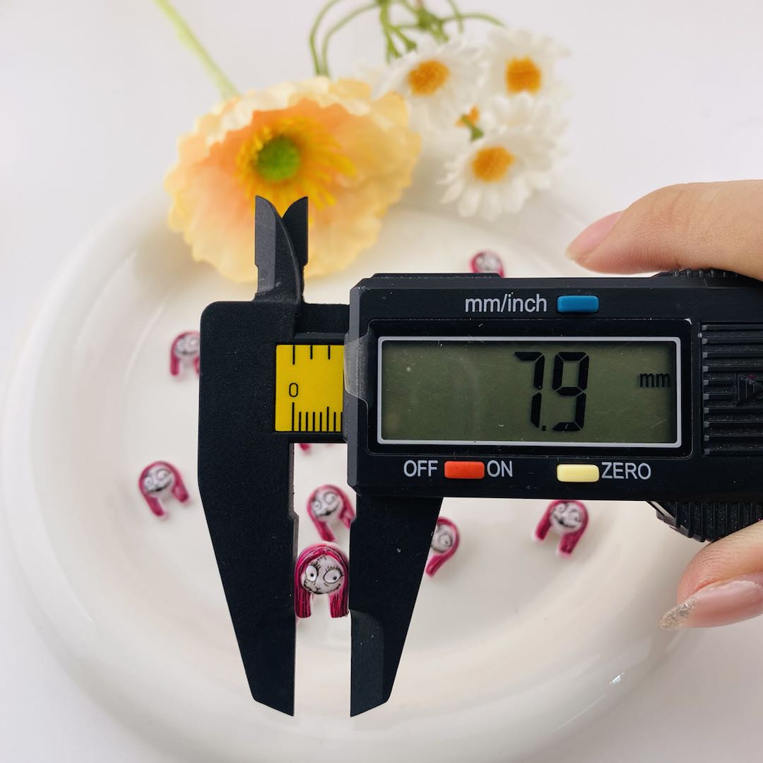 FS19676-About 8*11mm Halloween Resin Nail Charms
