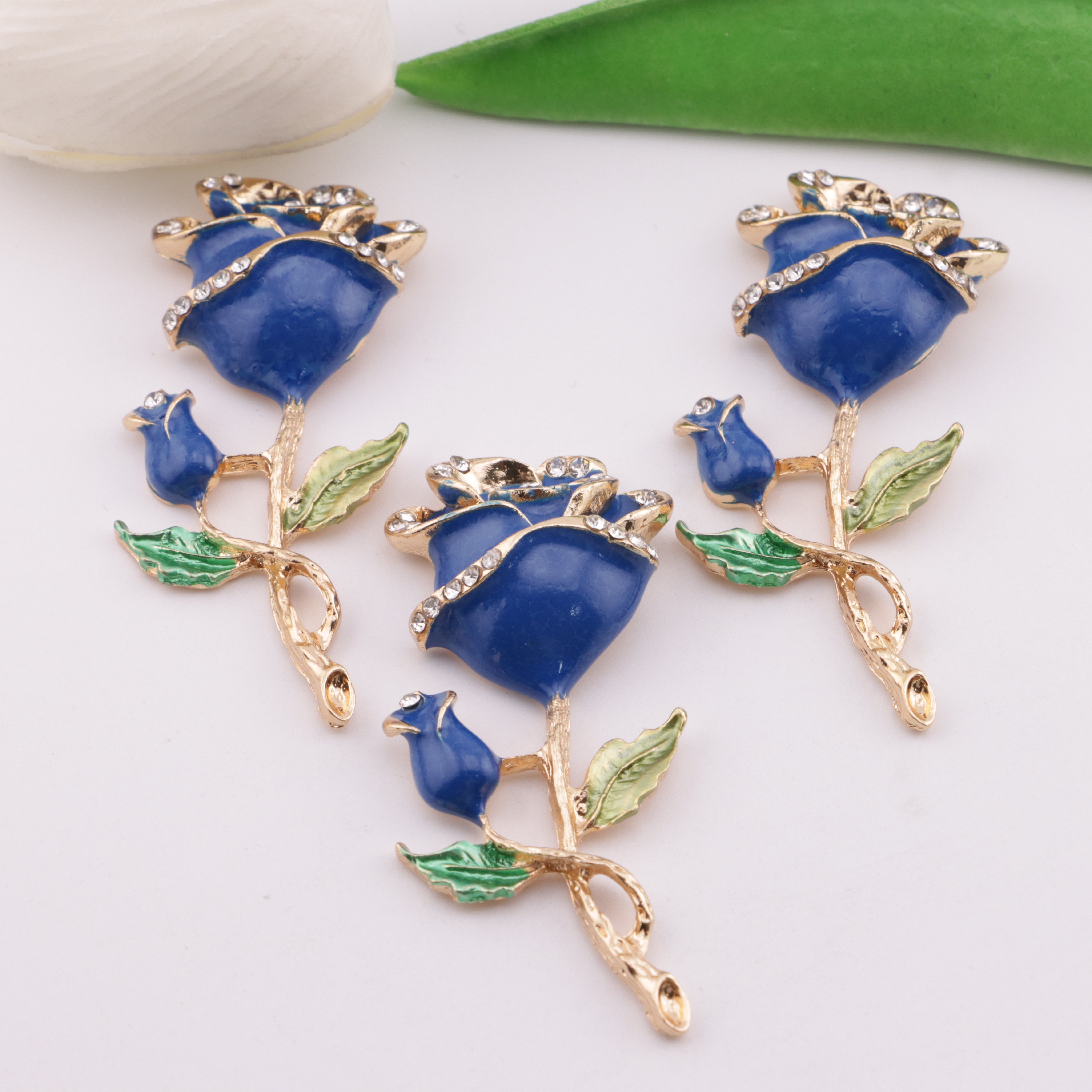 FS3884- 63mm*31mm Three-Dimensional Rose Patches