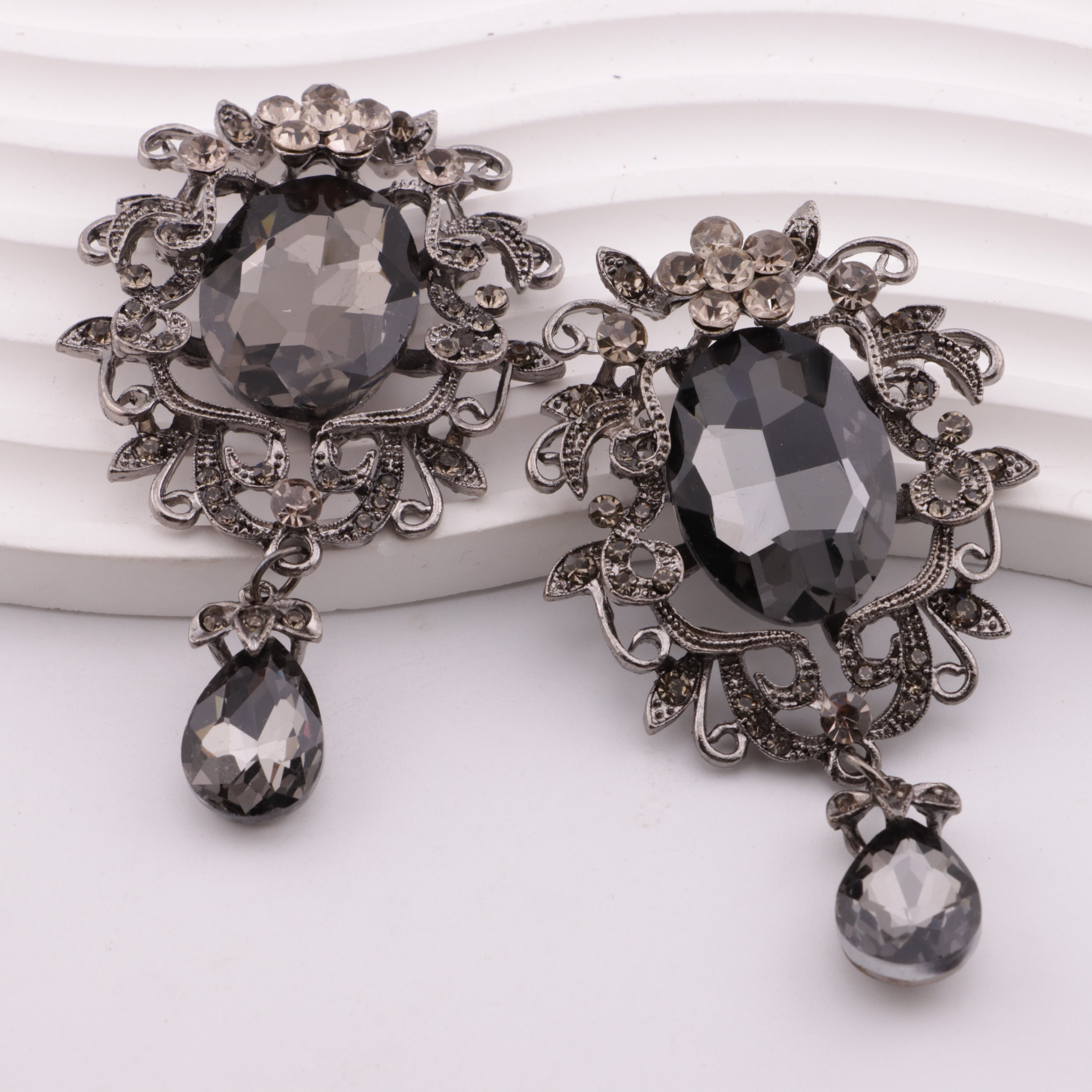 FS5546- 48*82mm Charms Large Oval Waterdrop Diamond Pendant Metal Patch