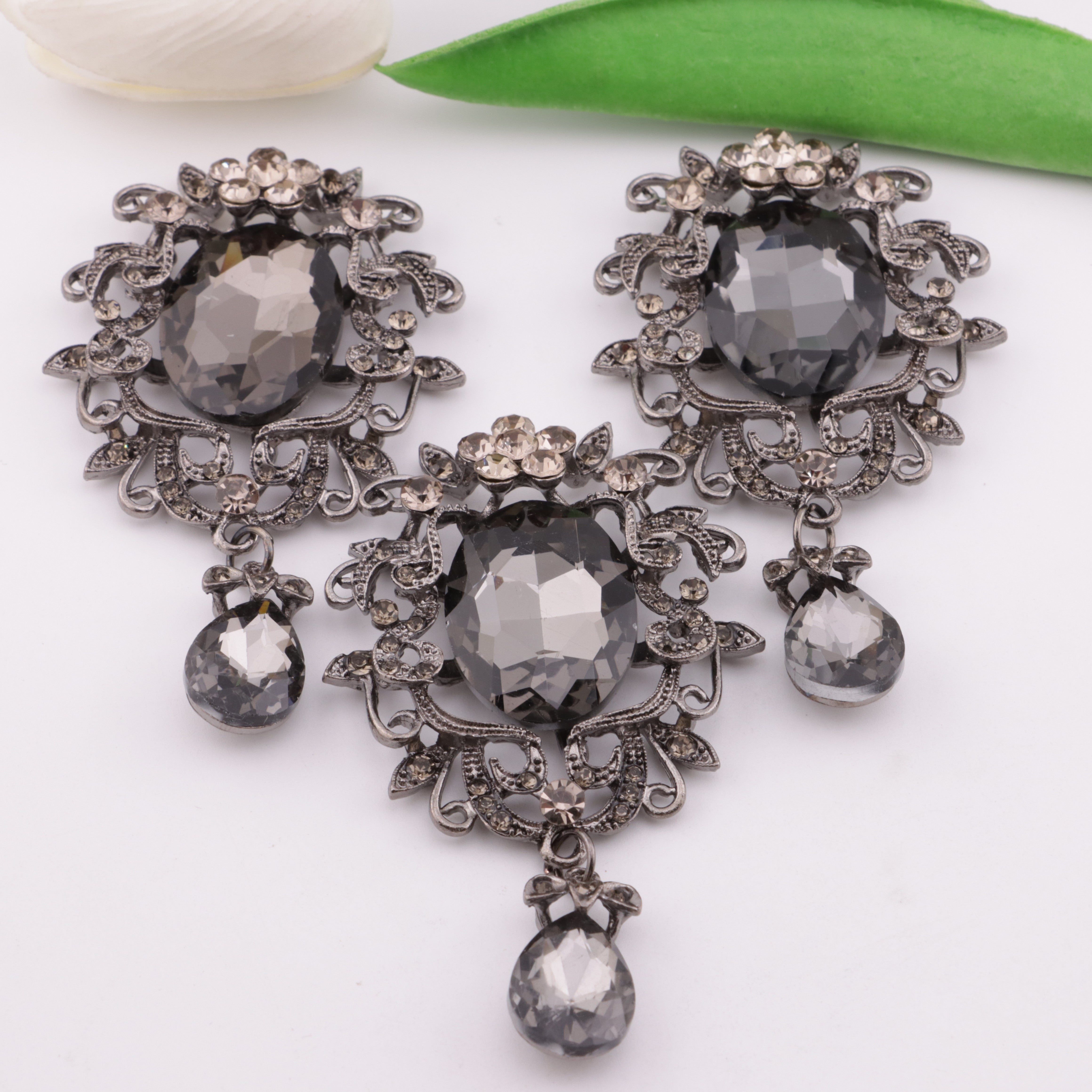 FS5546- 48*82mm Charms Large Oval Waterdrop Diamond Pendant Metal Patch