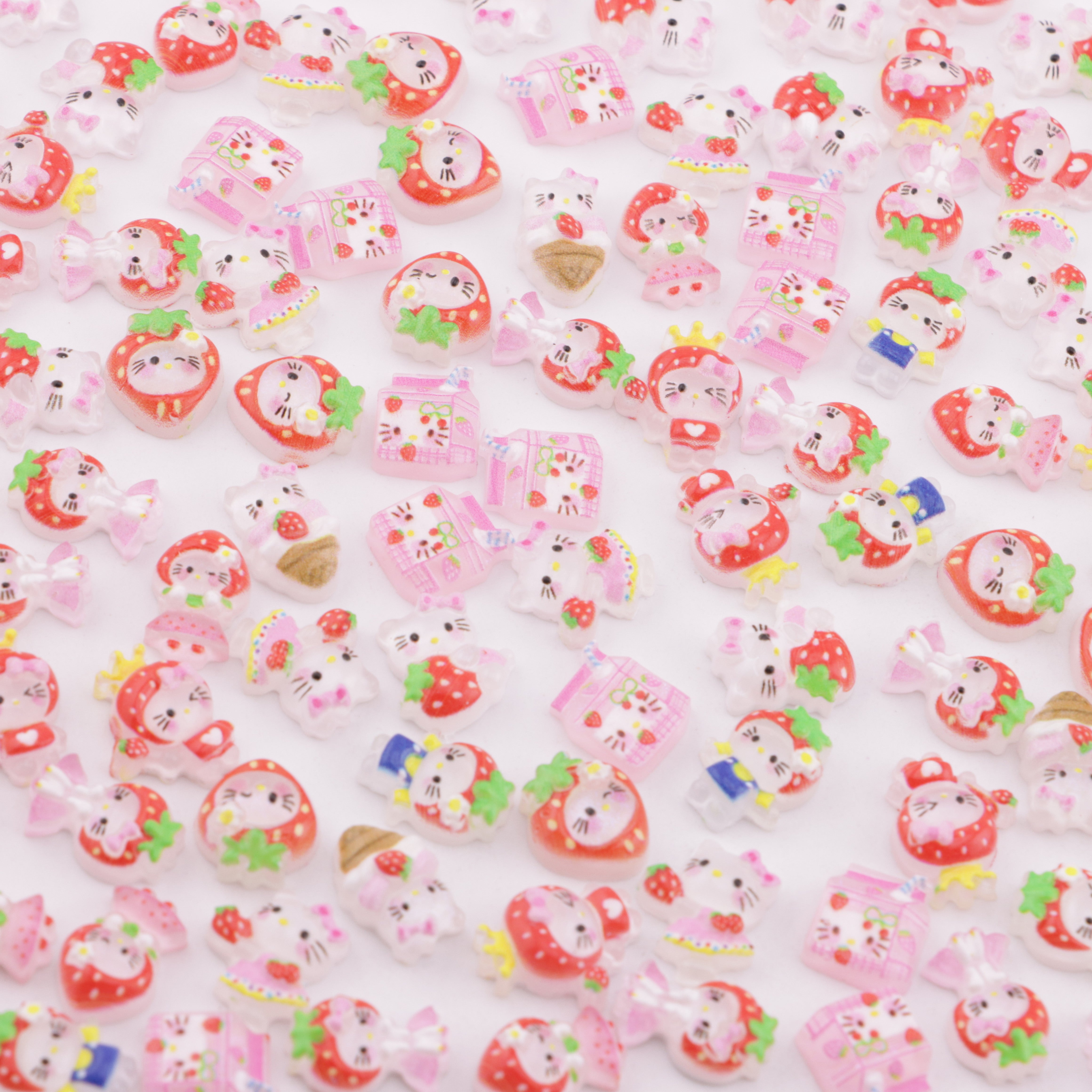 FS5800- Small HK Mixed Charms Mixed-Style Small Kitty Patches
