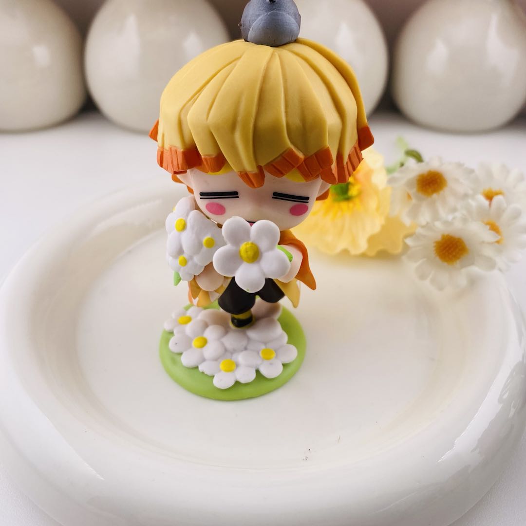 FS19729-About 70mm Zenitsu Agatsuma Demon Slayer Chibi Figure