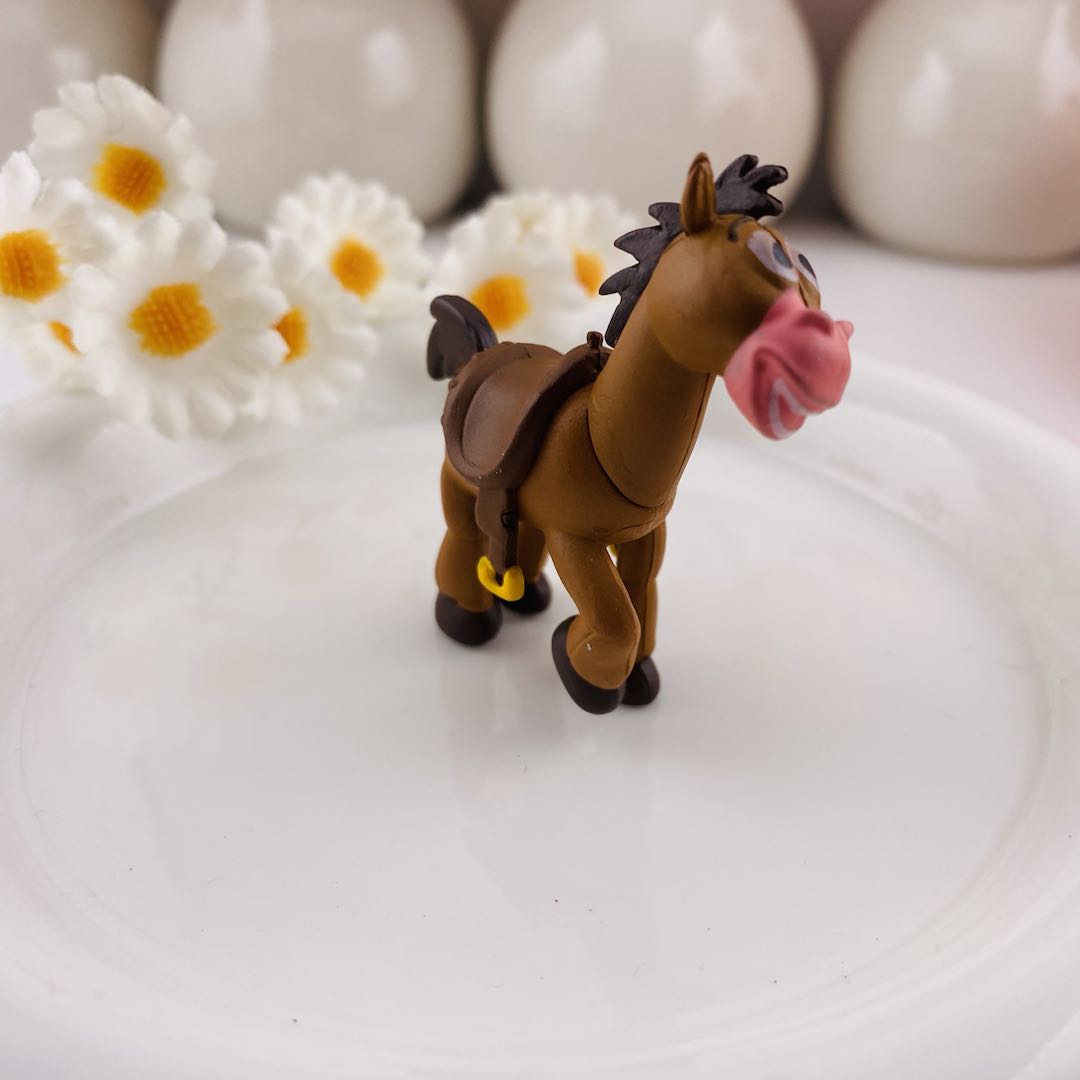 FS19767-About 48mm Bullseye Pen Topper