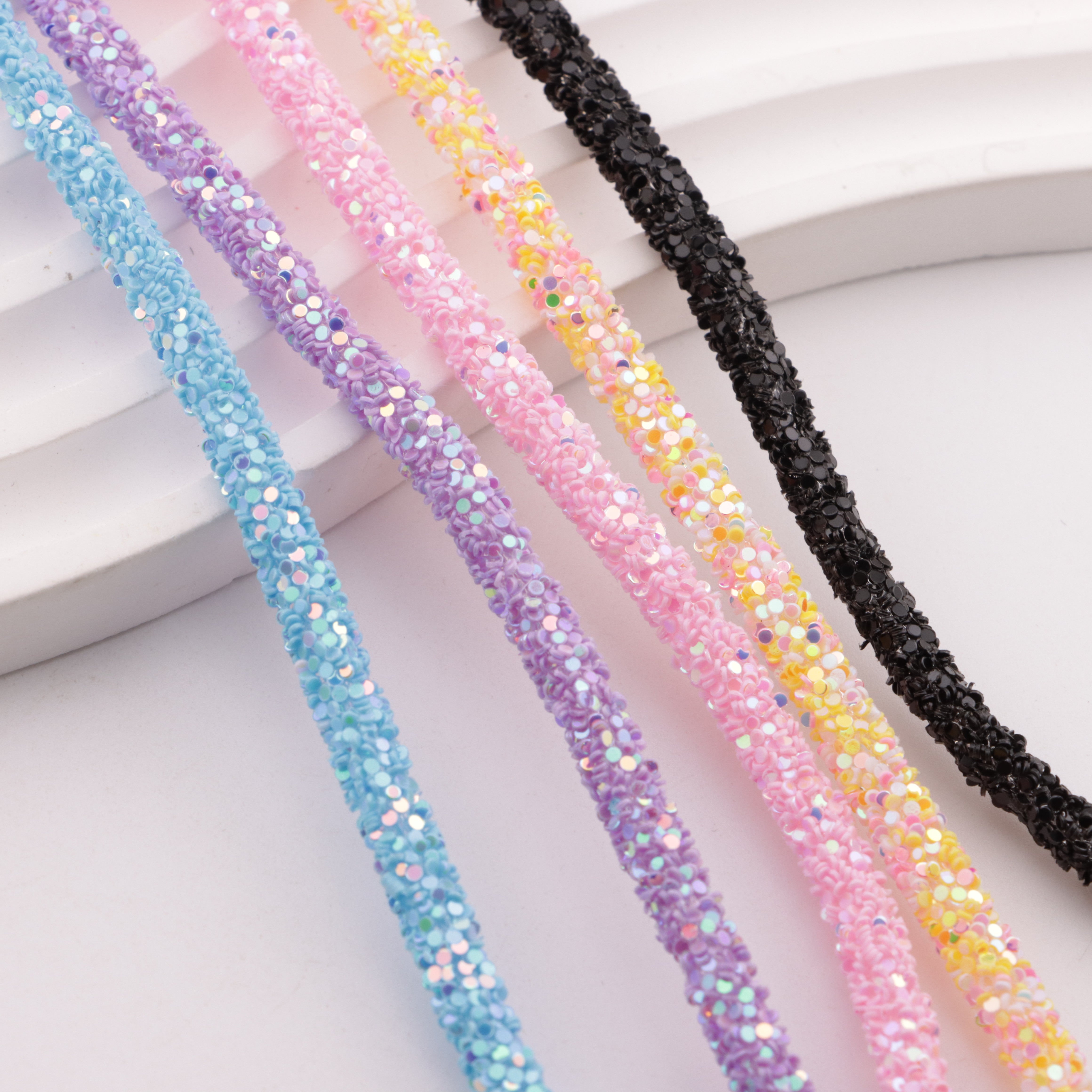 FS6014- About 5mm Round Glitter Flake Rope Round Glitter Flake Rope