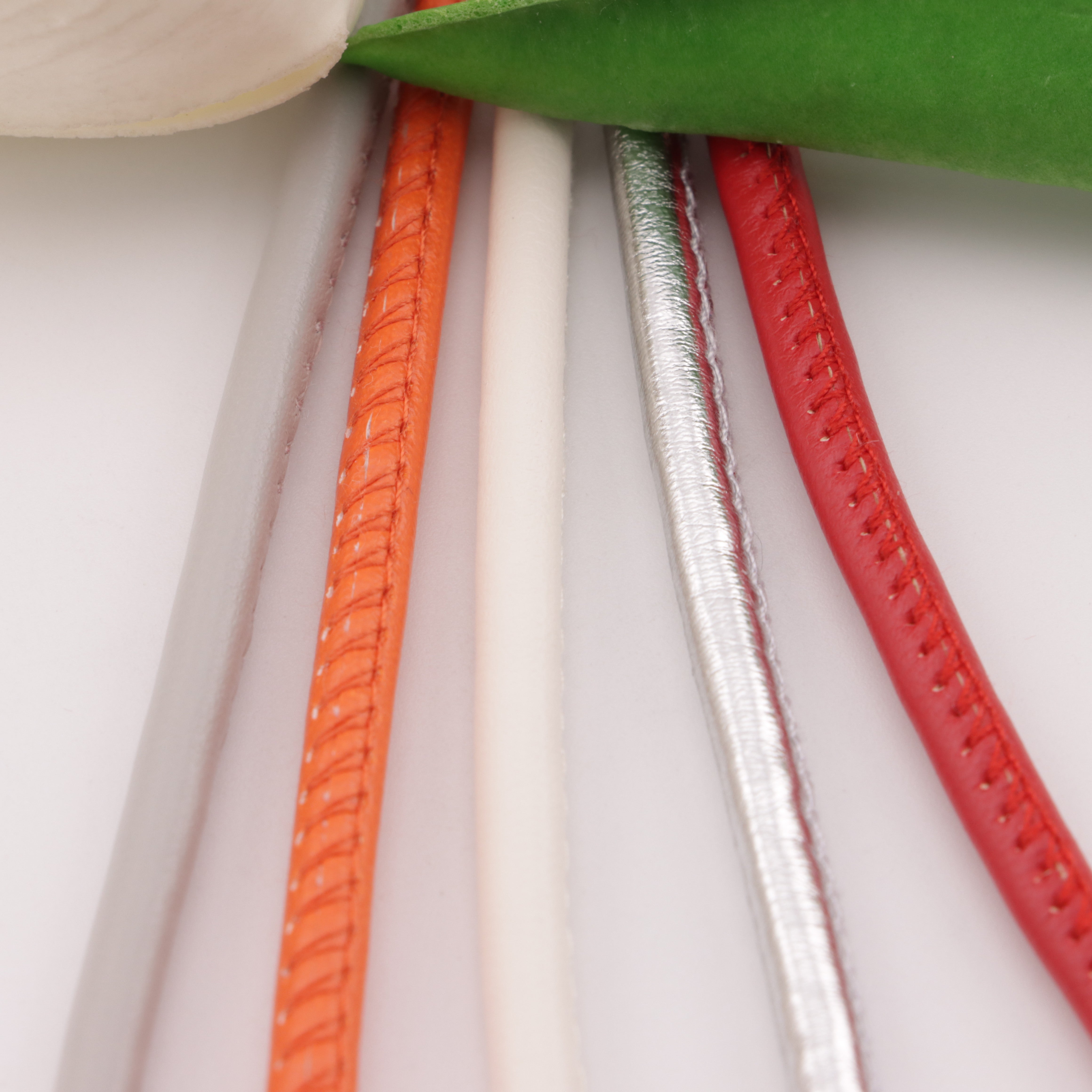 FS5902- Diameter: 4 Mm, Leather Cord