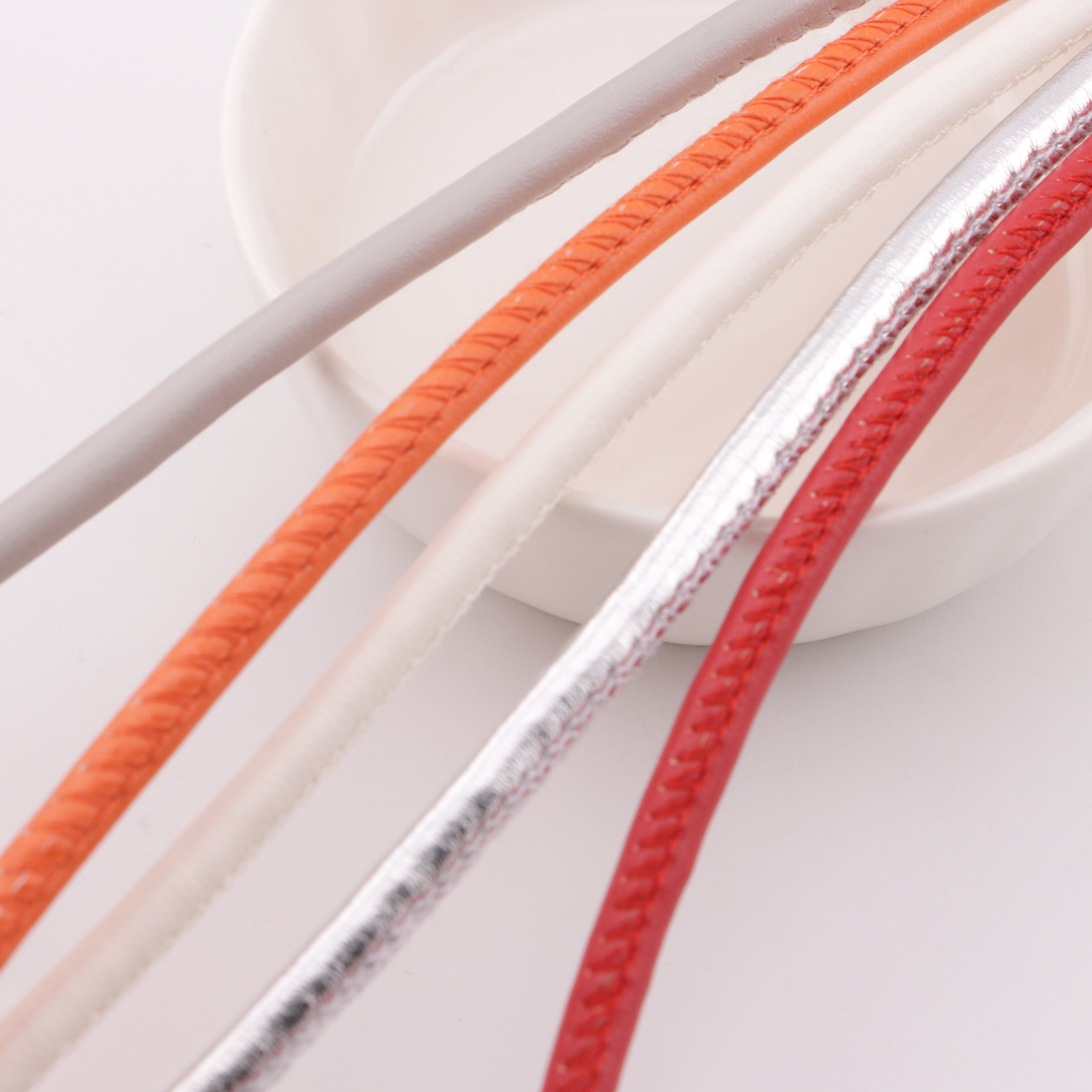 FS5902- Diameter: 4 Mm, Leather Cord