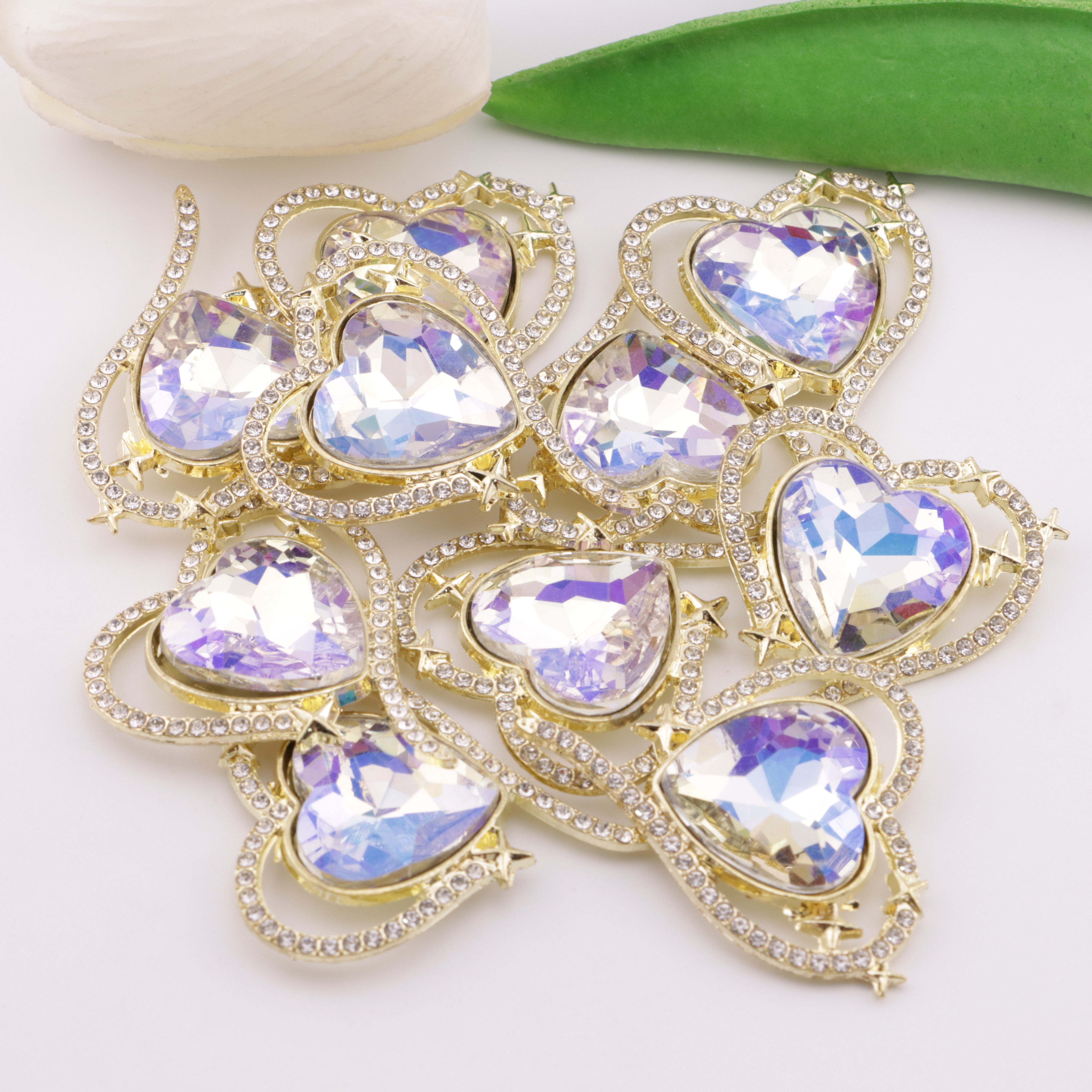FS5307- Alloy Heart-Shaped Diamond-Embedded Metal Patch