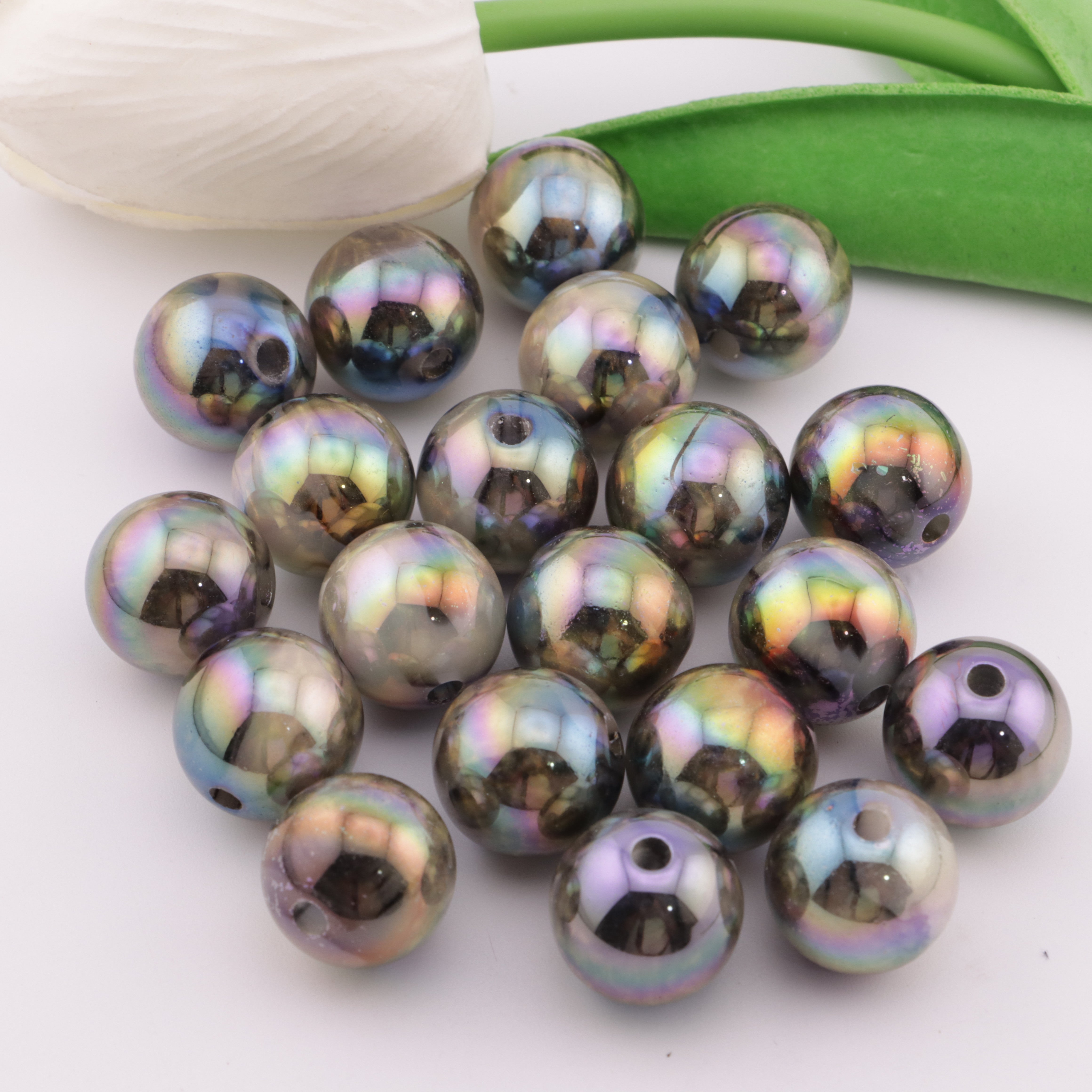 FS0990- 16Mm Uv Fine Glitter Beads