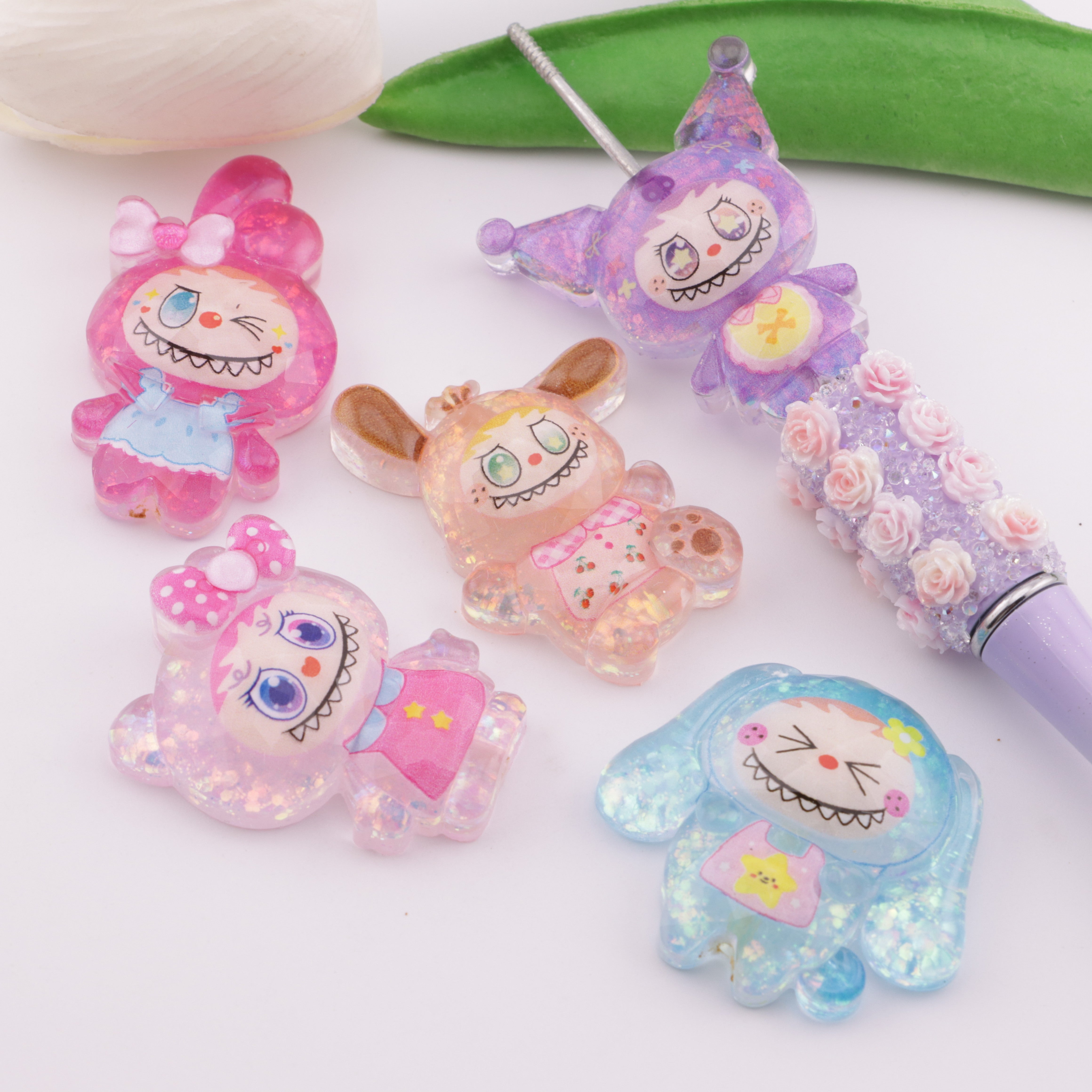 FS6026- Labubu Glitter Resin Beads