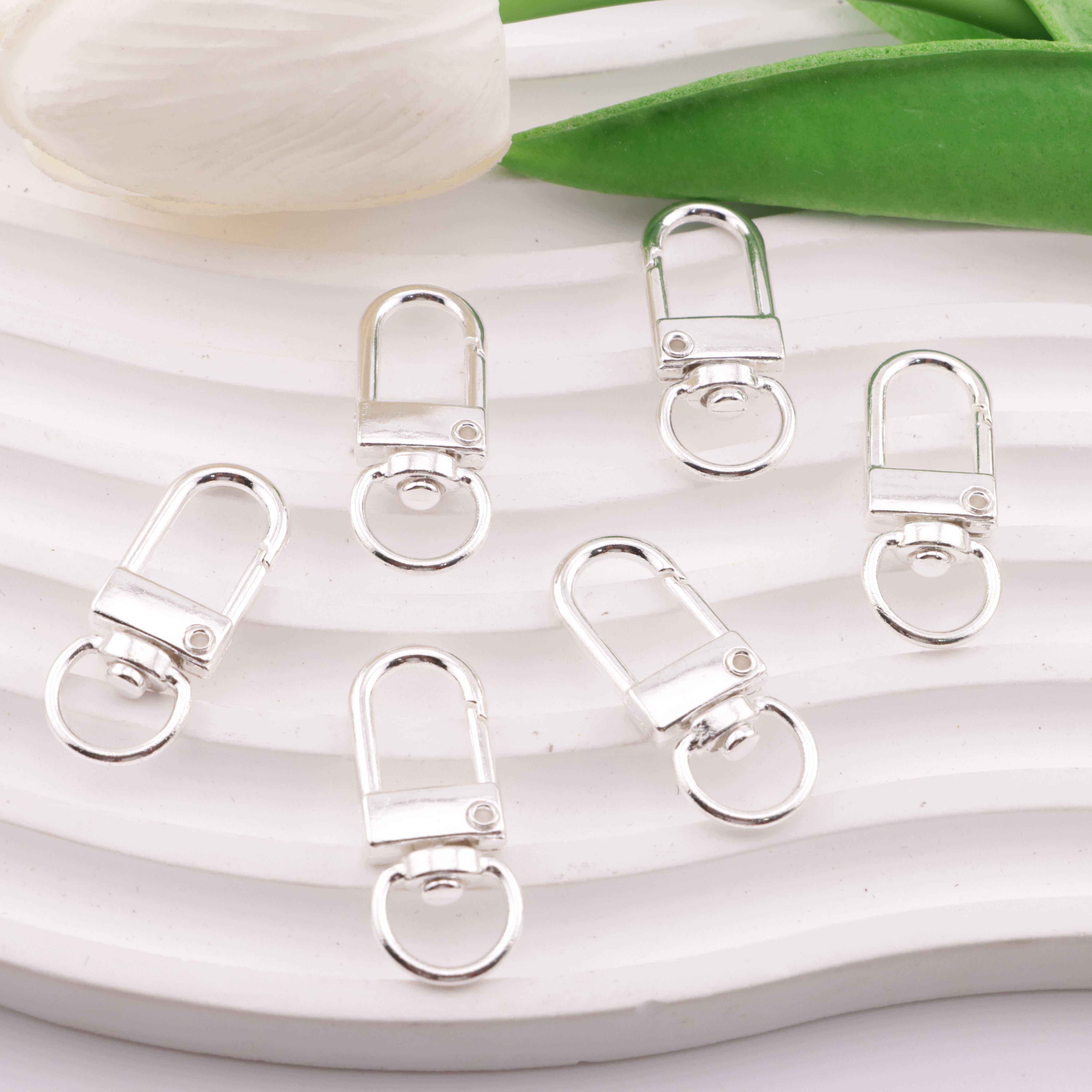 FS5933- 32*12Mm Silver Keychain