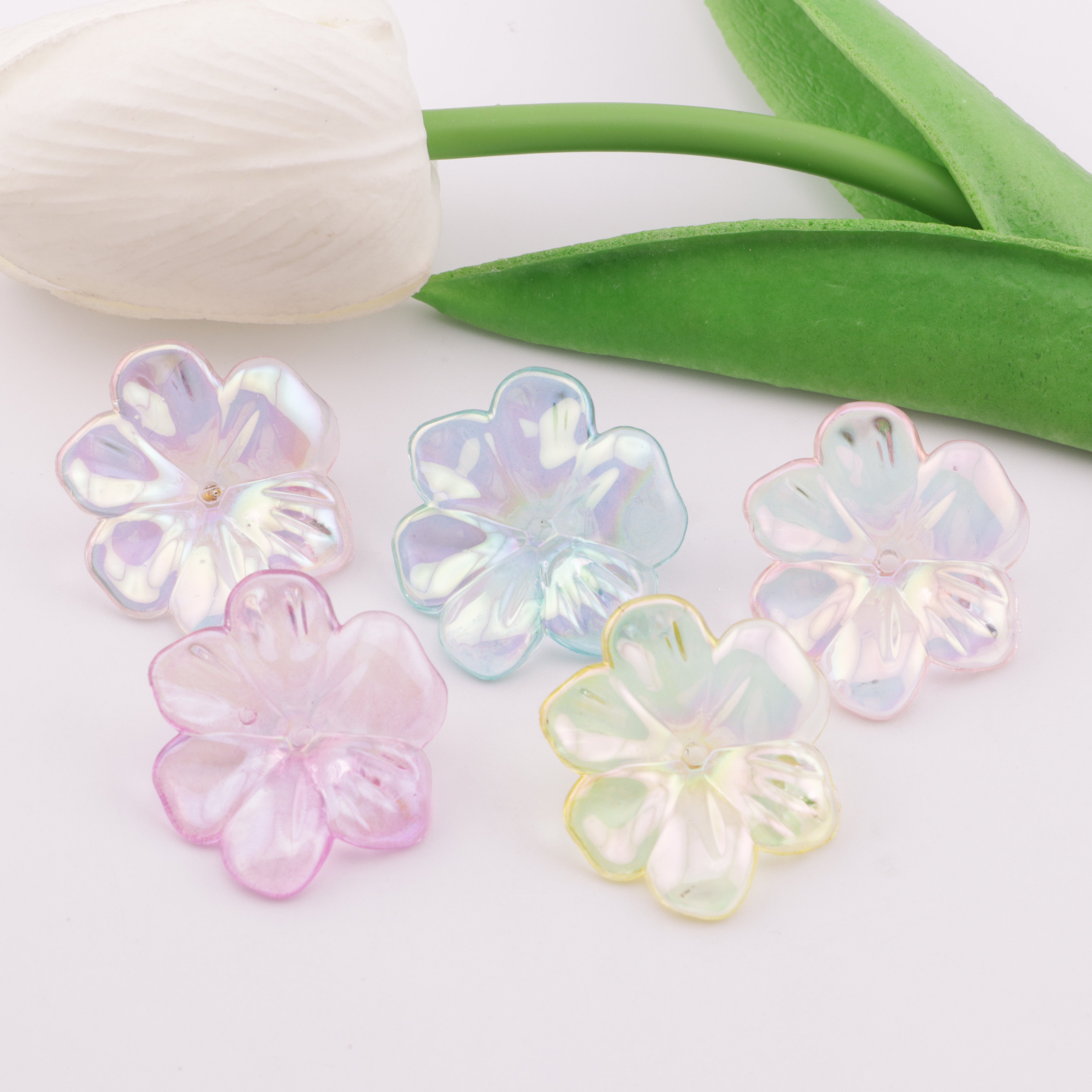 FS6039- Uv Electroplated Lotus Leaf Acrylic Beads