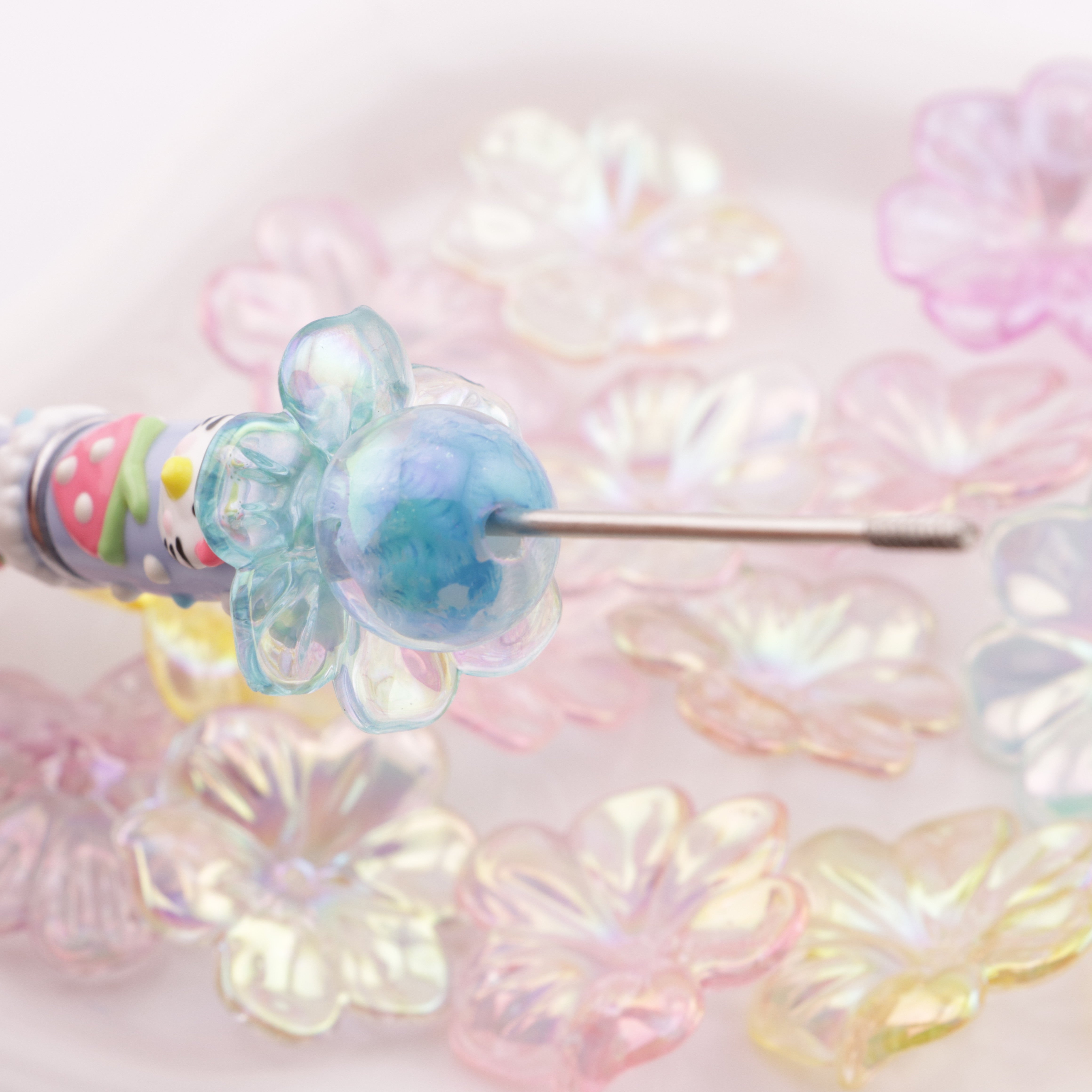 FS6039- Uv Electroplated Lotus Leaf Acrylic Beads