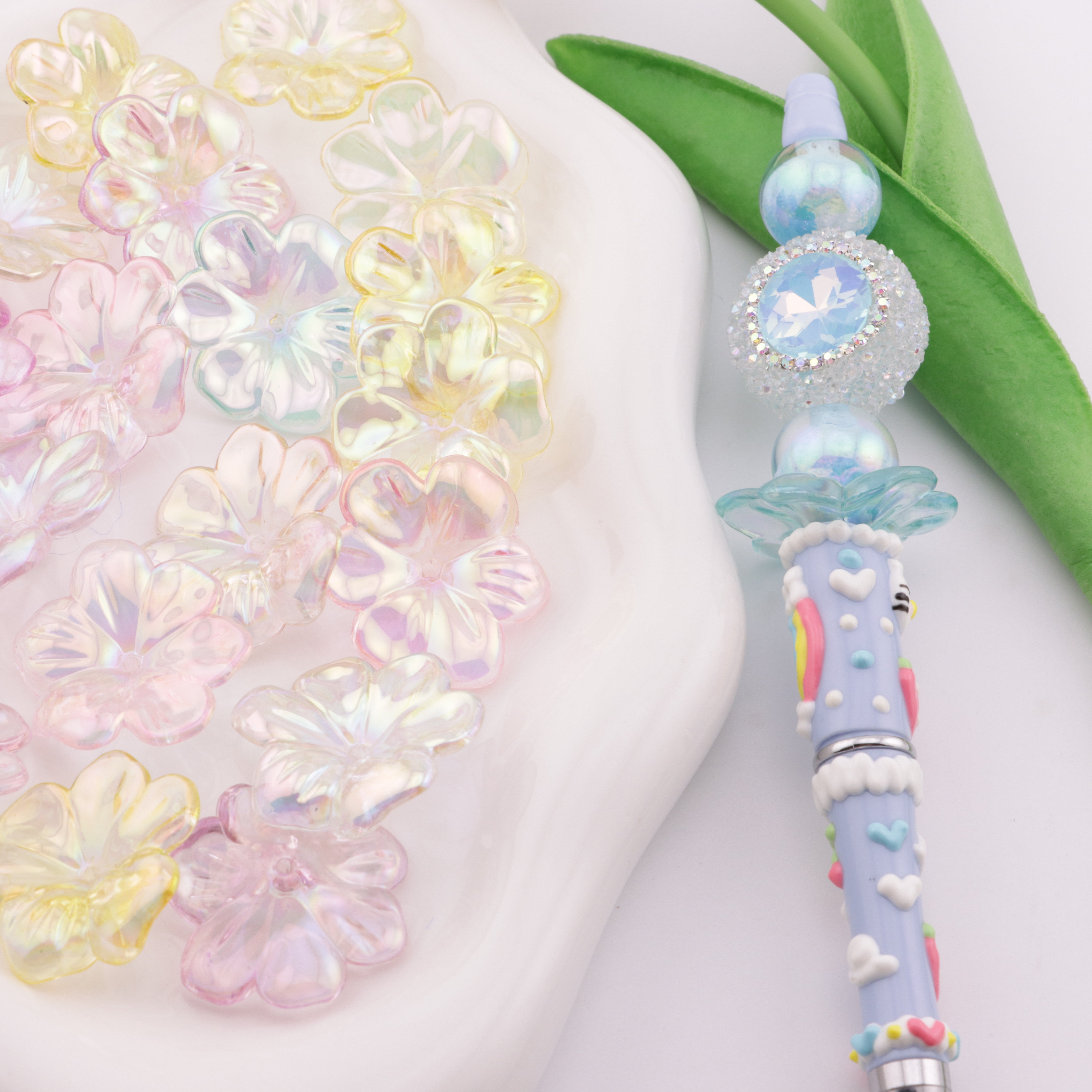 FS6039- Uv Electroplated Lotus Leaf Acrylic Beads