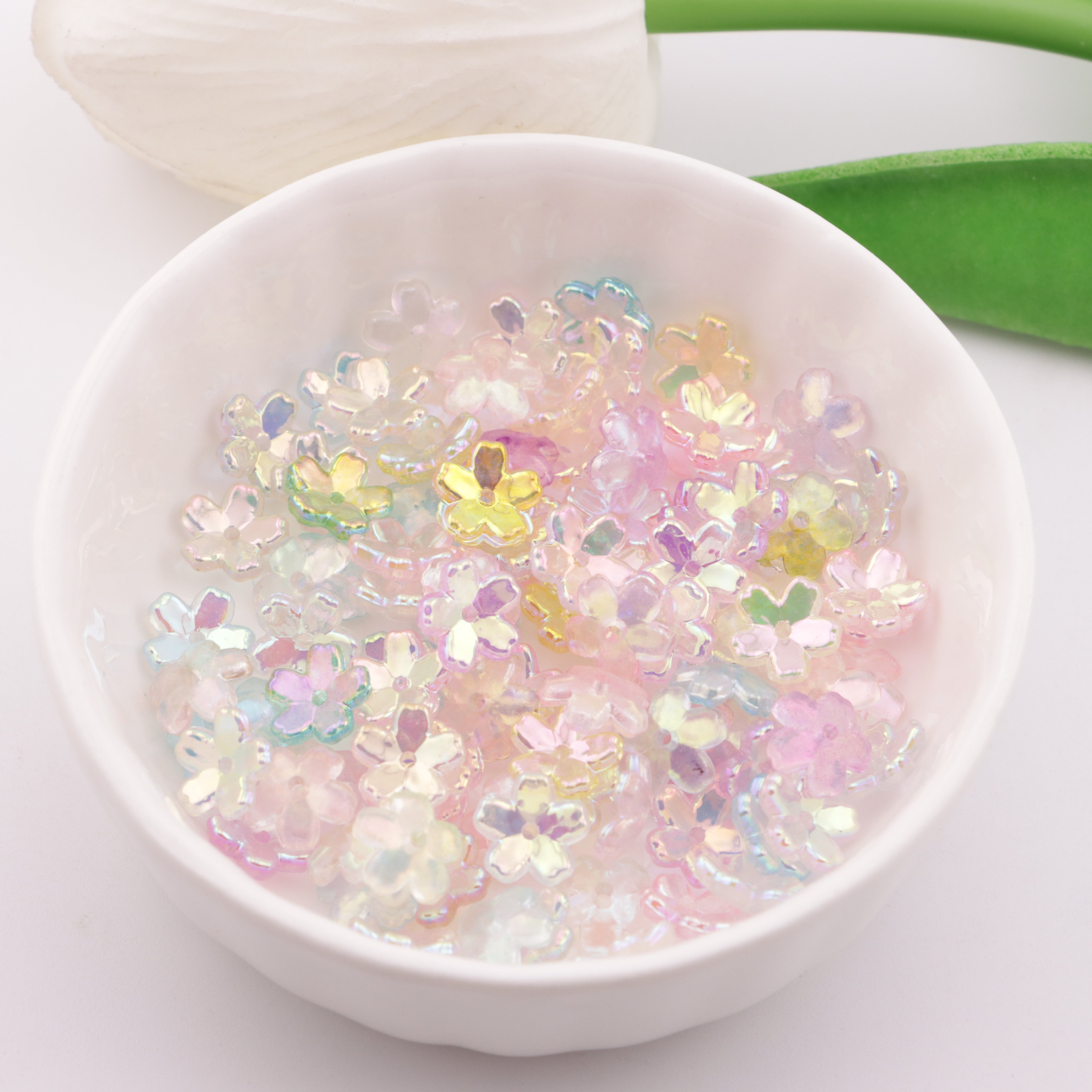 FS6041- Approximately 8Mm Transparent Glow-In-The-Dark UV Electroplated Cherry Blossom Acrylic