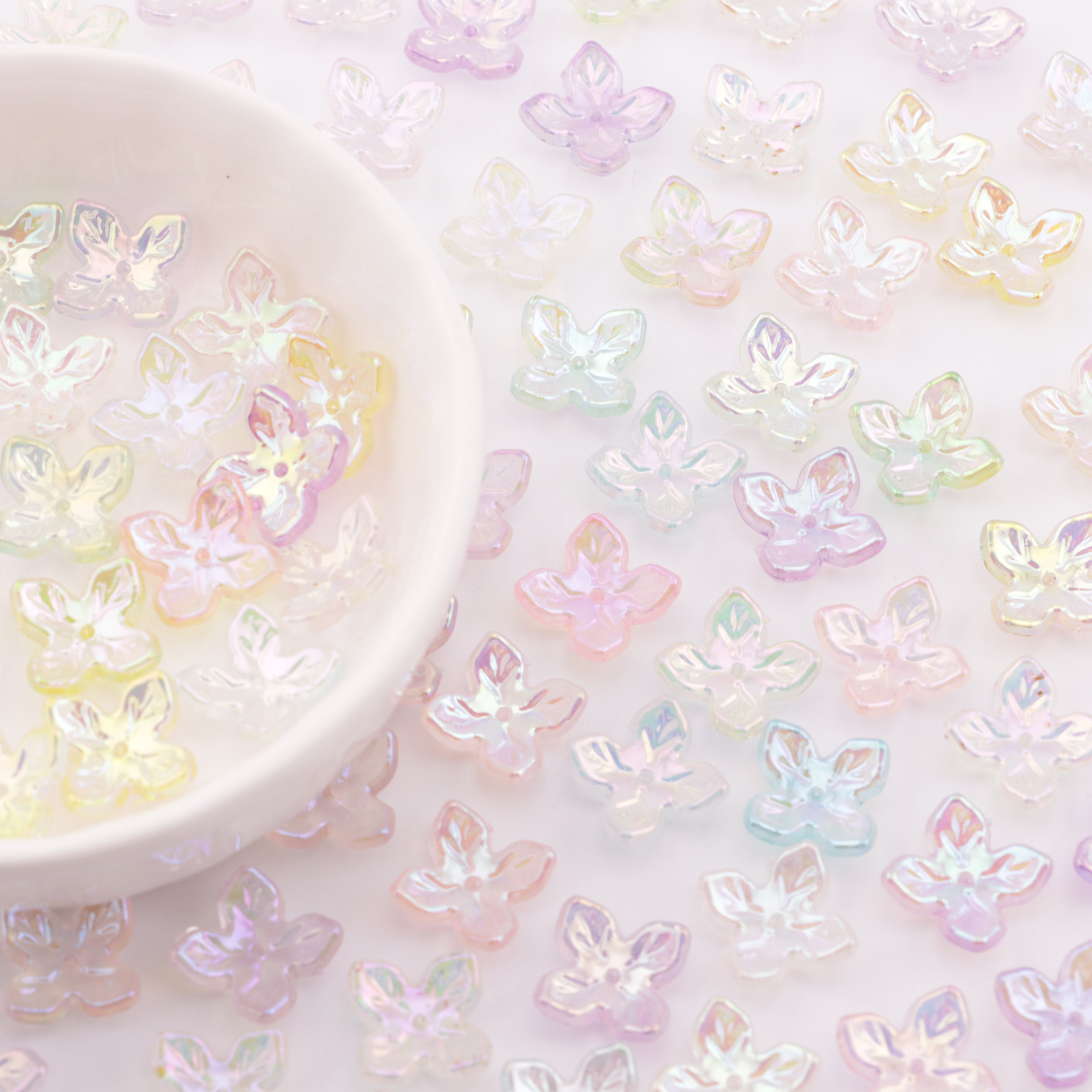 FS6042- Approximately 15mm Acrylic Electroplated Glow-In-The-Dark Flowers