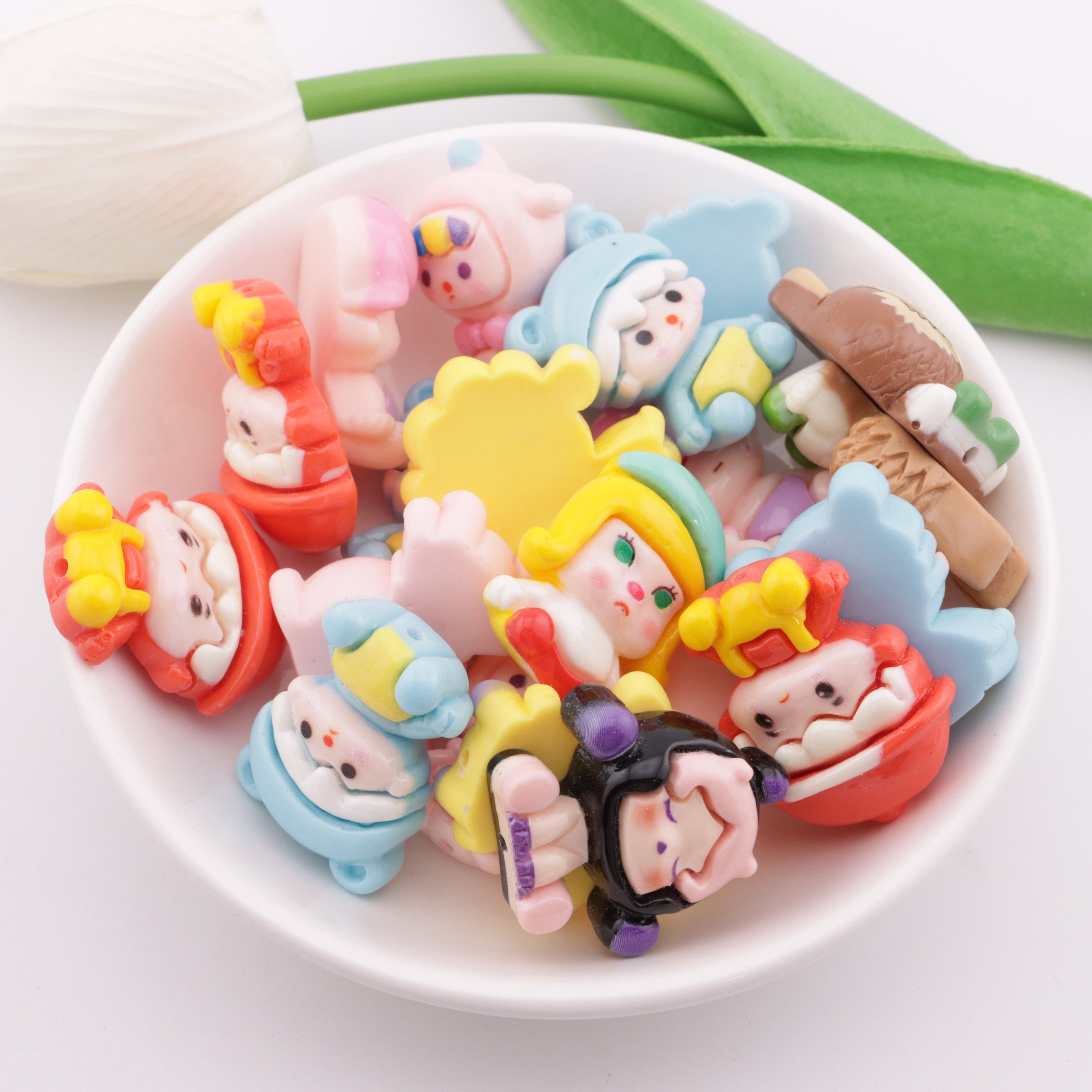 FS6077- Pop Mart Resin Beads