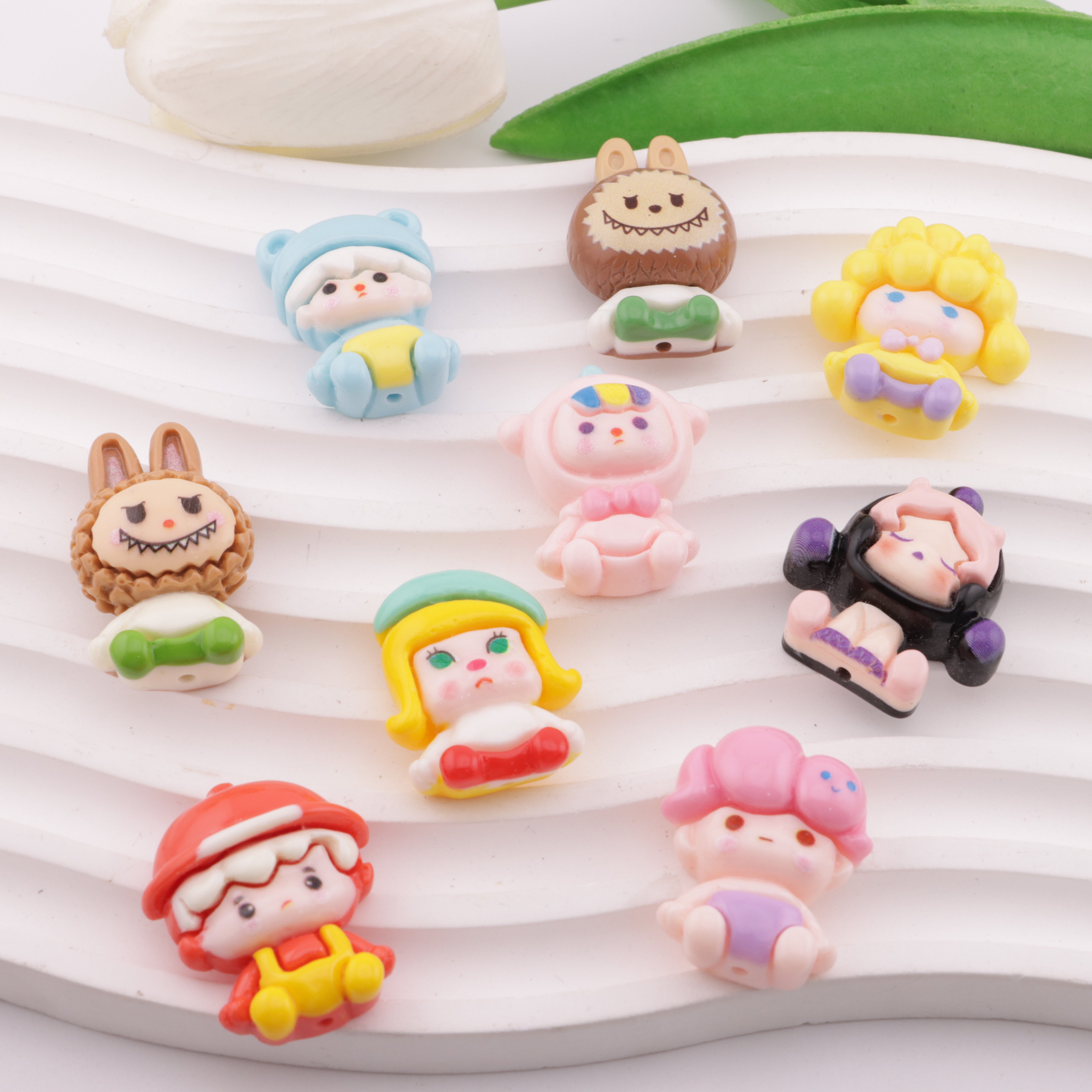 FS6077- Pop Mart Resin Beads