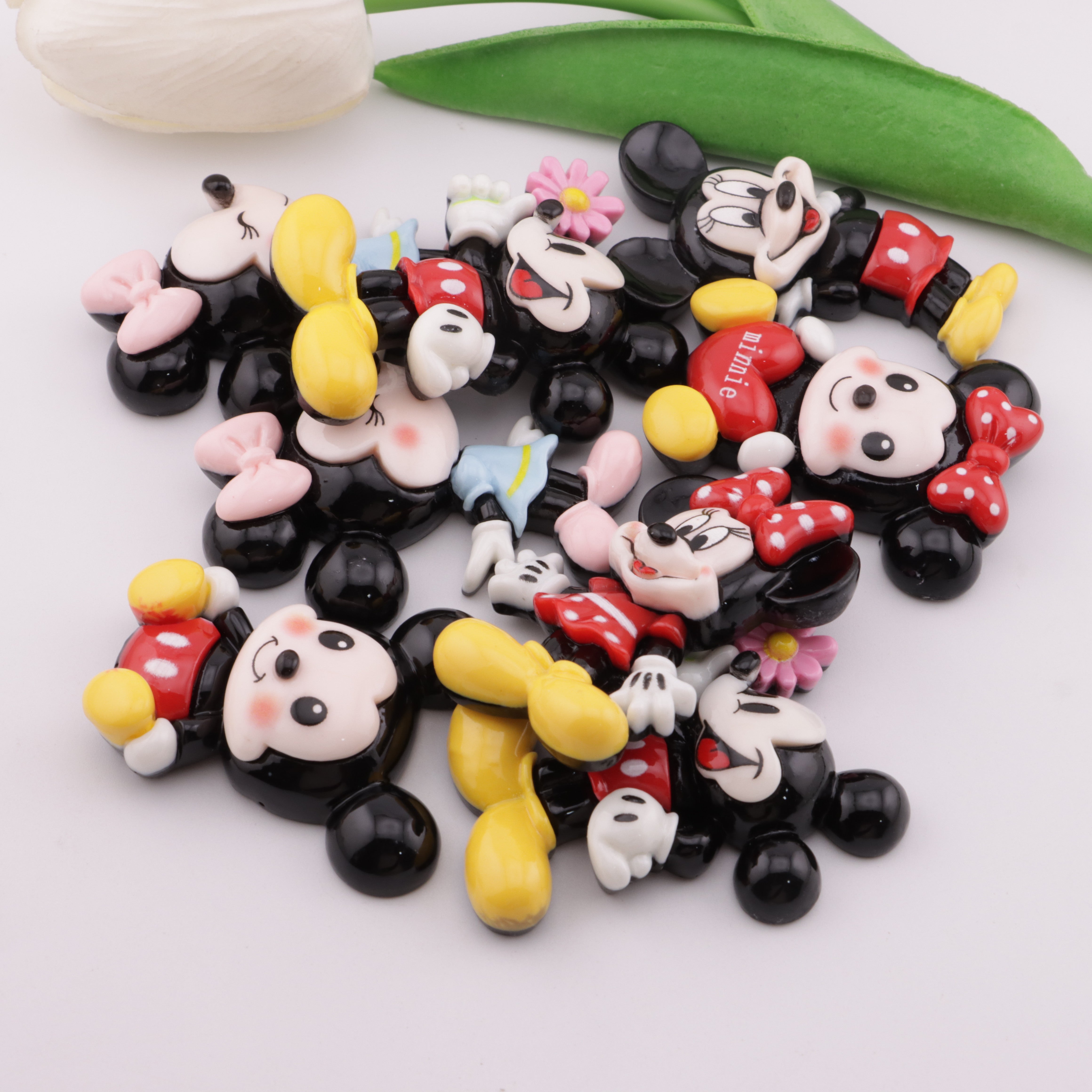FS6078- Mickey Resin Patch