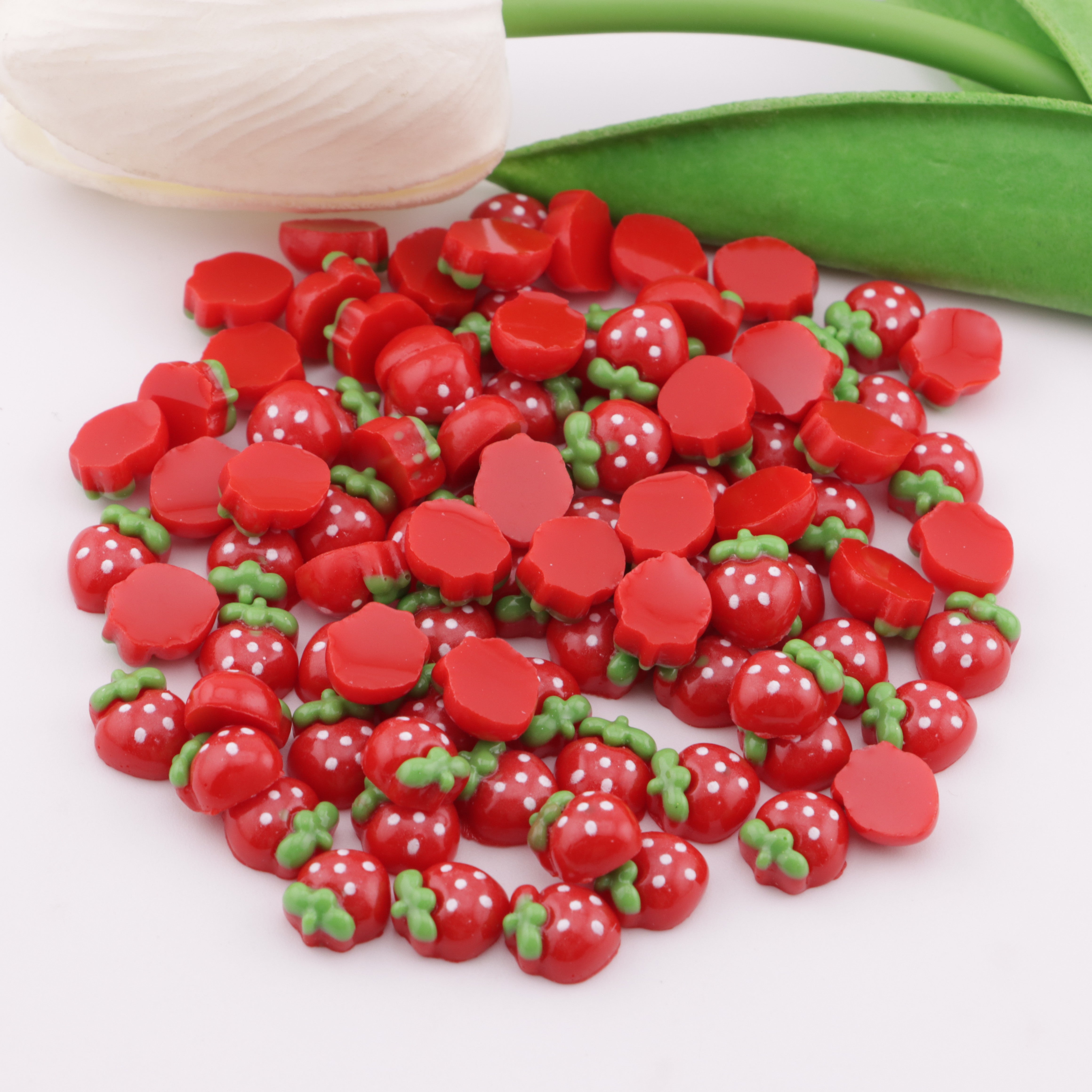 FS6104-8*10mm  Fat strawberry patch