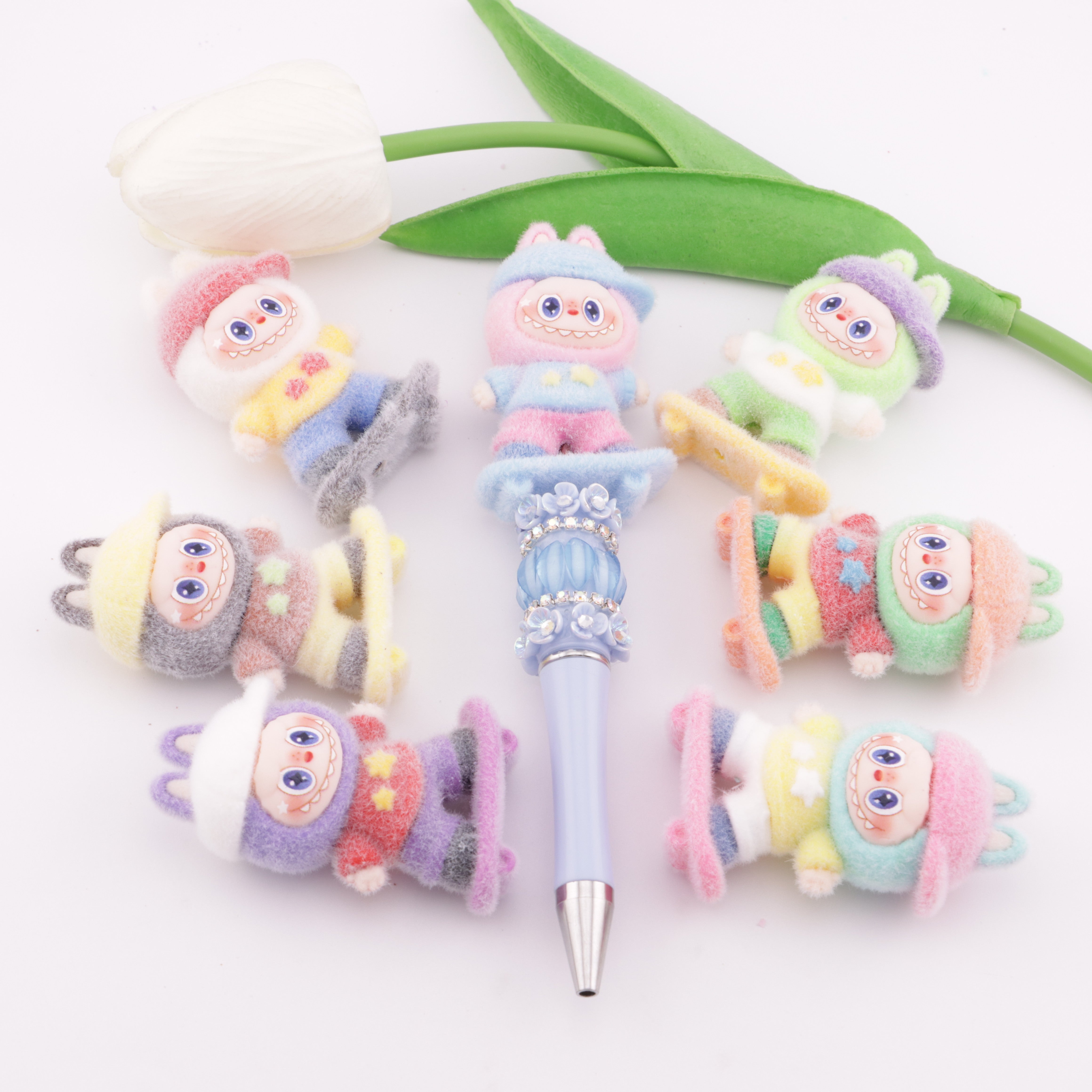 FS6109- Flocked Labubu Skateboard Through-Hole Beads