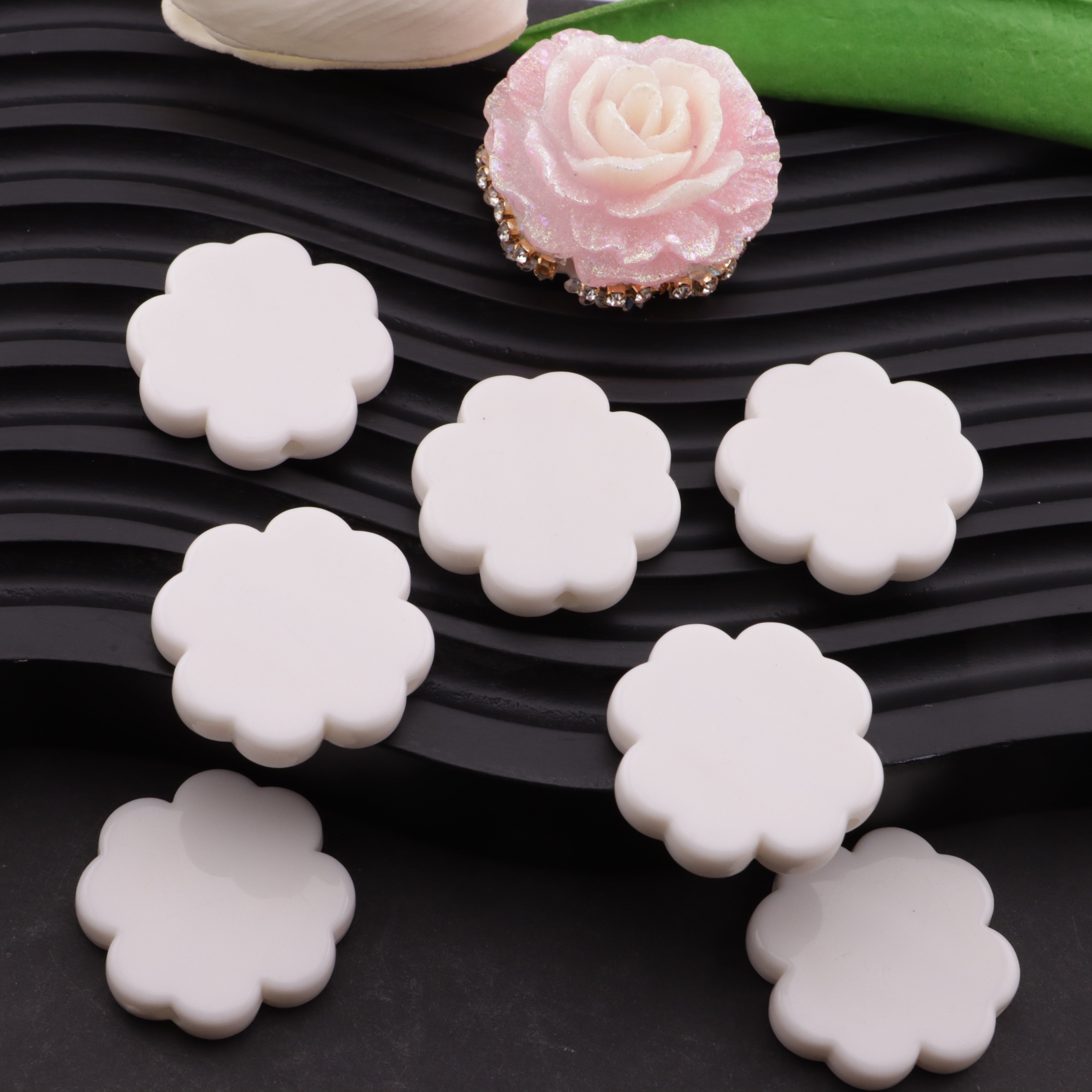 FS6150- 30*30Mm 8 Petal Flower Based Beads Eight-Petal Flower Base Beads