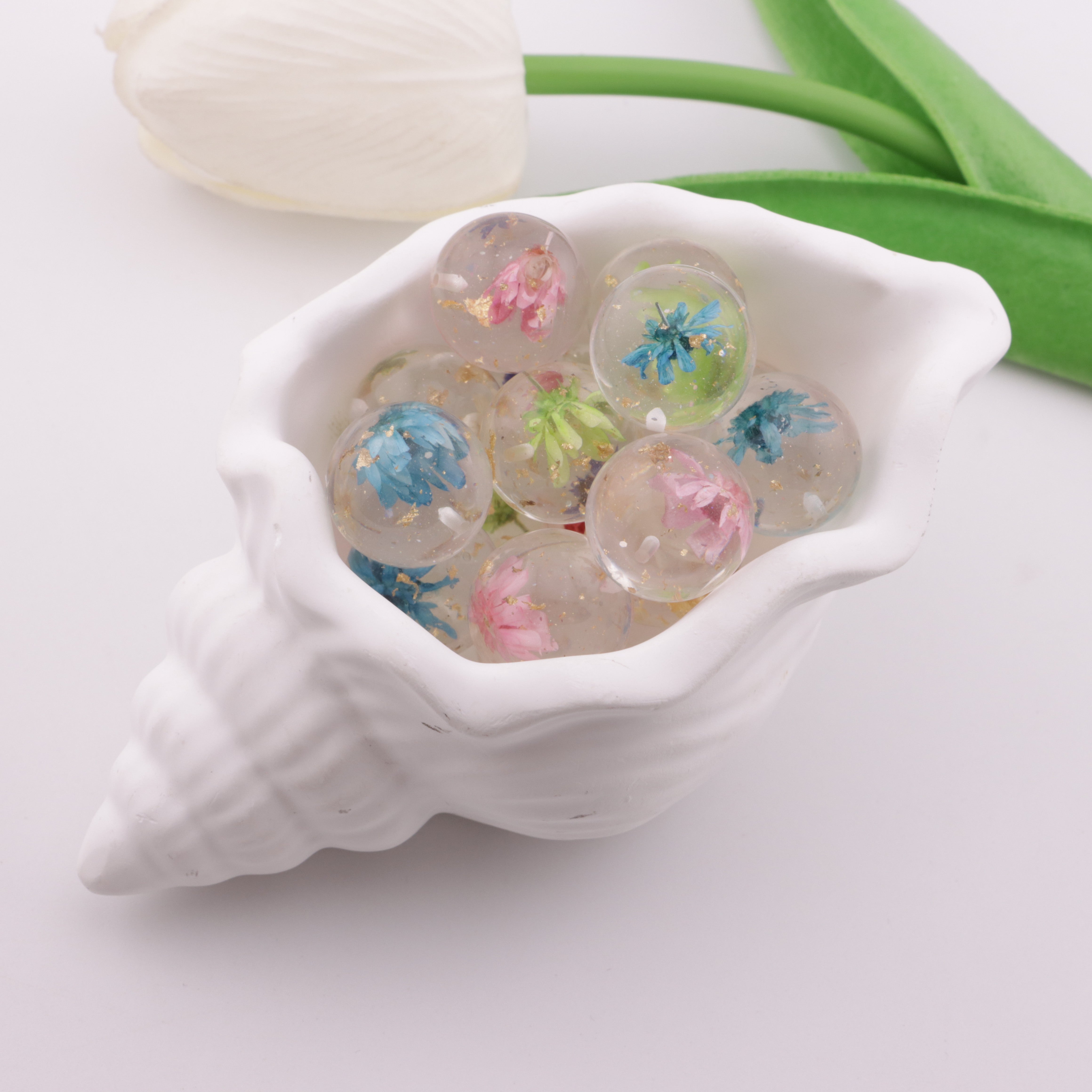 FS6145- 16mm Dried Flower Half Hole Beads Dry Flower Hanging Hole Beads