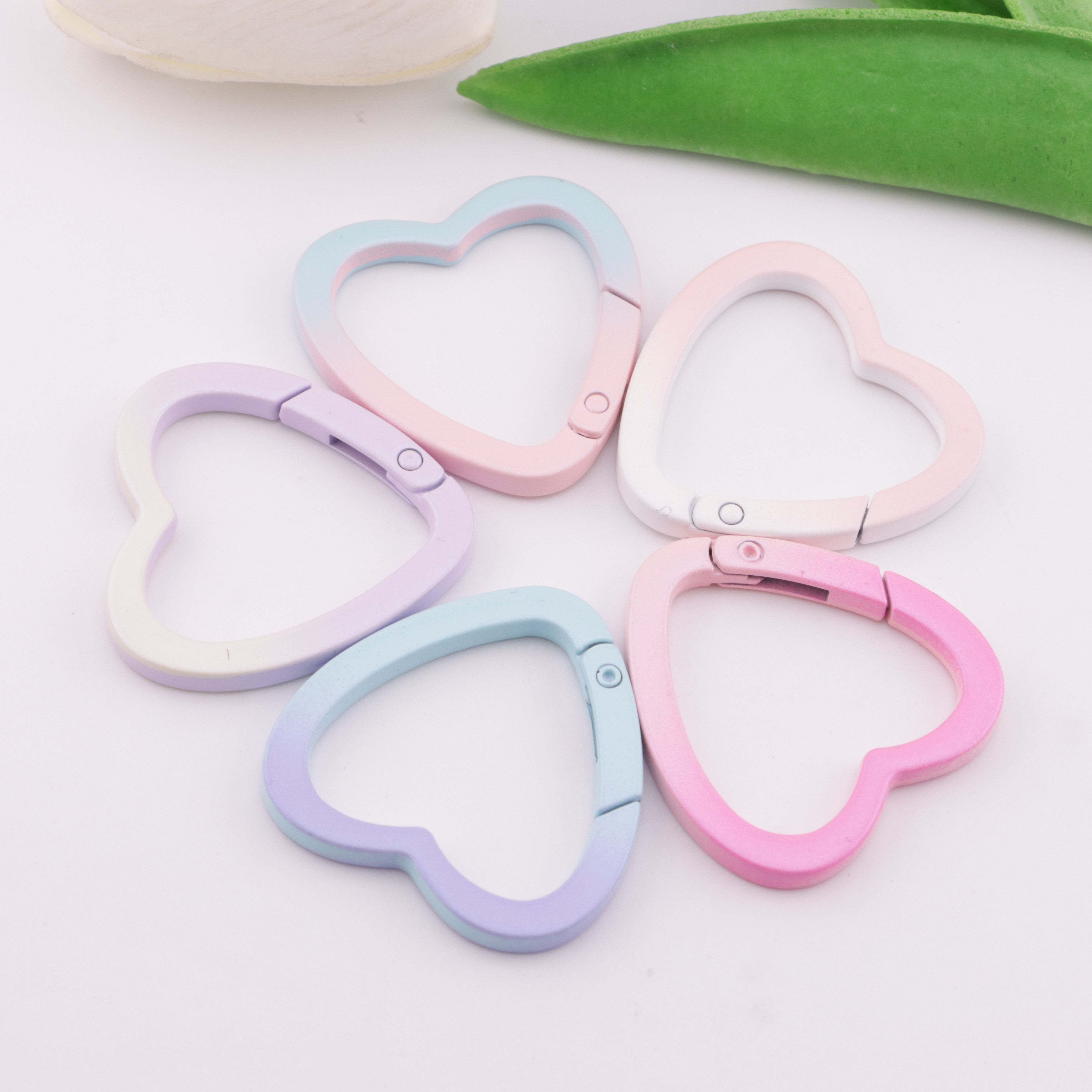 FS6197- 34×34mm Heart Gradient-Color Keychain Ring Gradient-Color Heart Keychain