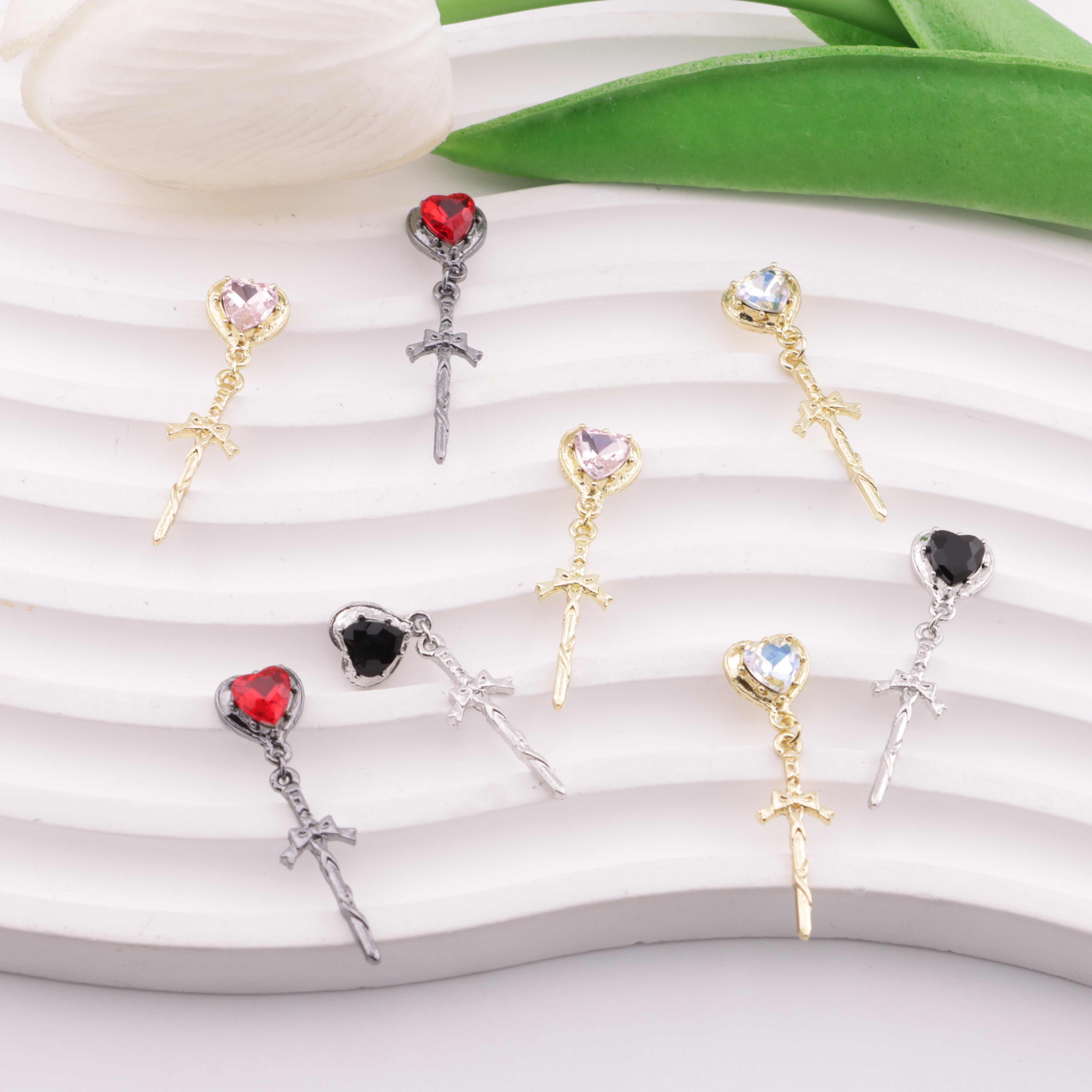 FS6204- 9Mm*34Mm Heart Metal Charms With Cross Love Diamond Metal Patches With Bow Cross Pendants