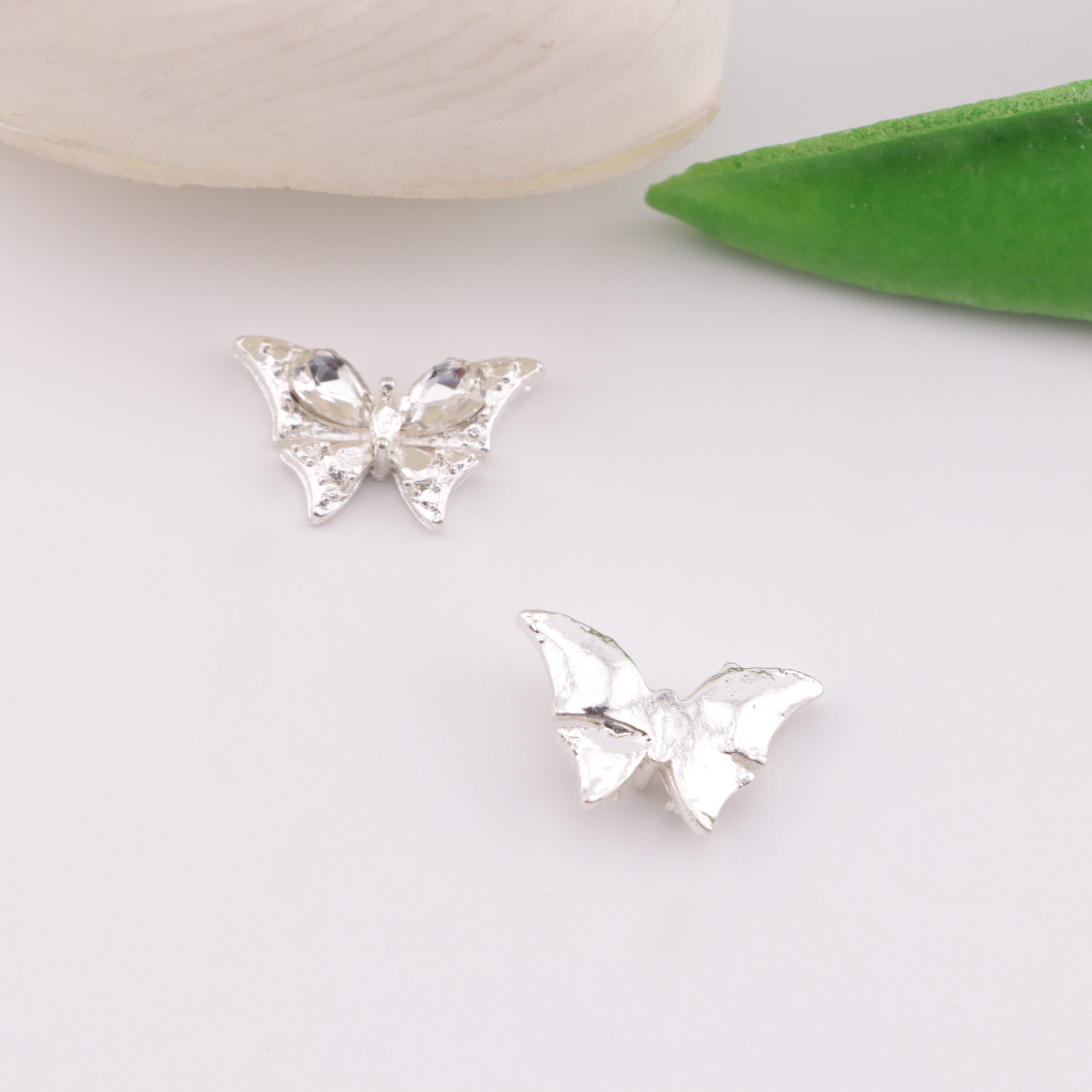FS6207- 10×15mm Butterfly Diamond Metal Patches