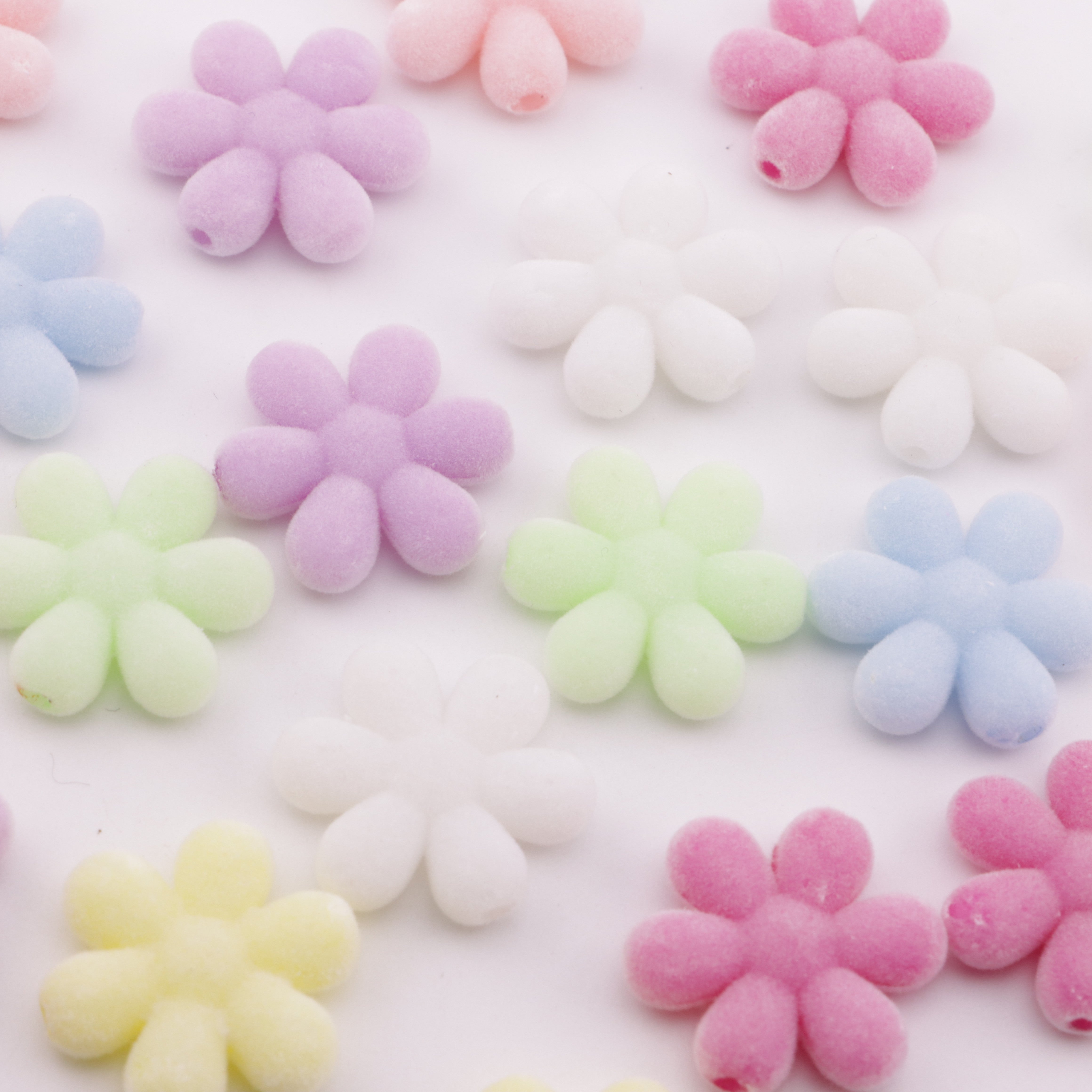 FS0053- 24mm Velvet Snowflake Beads Zoe's DIY Shop