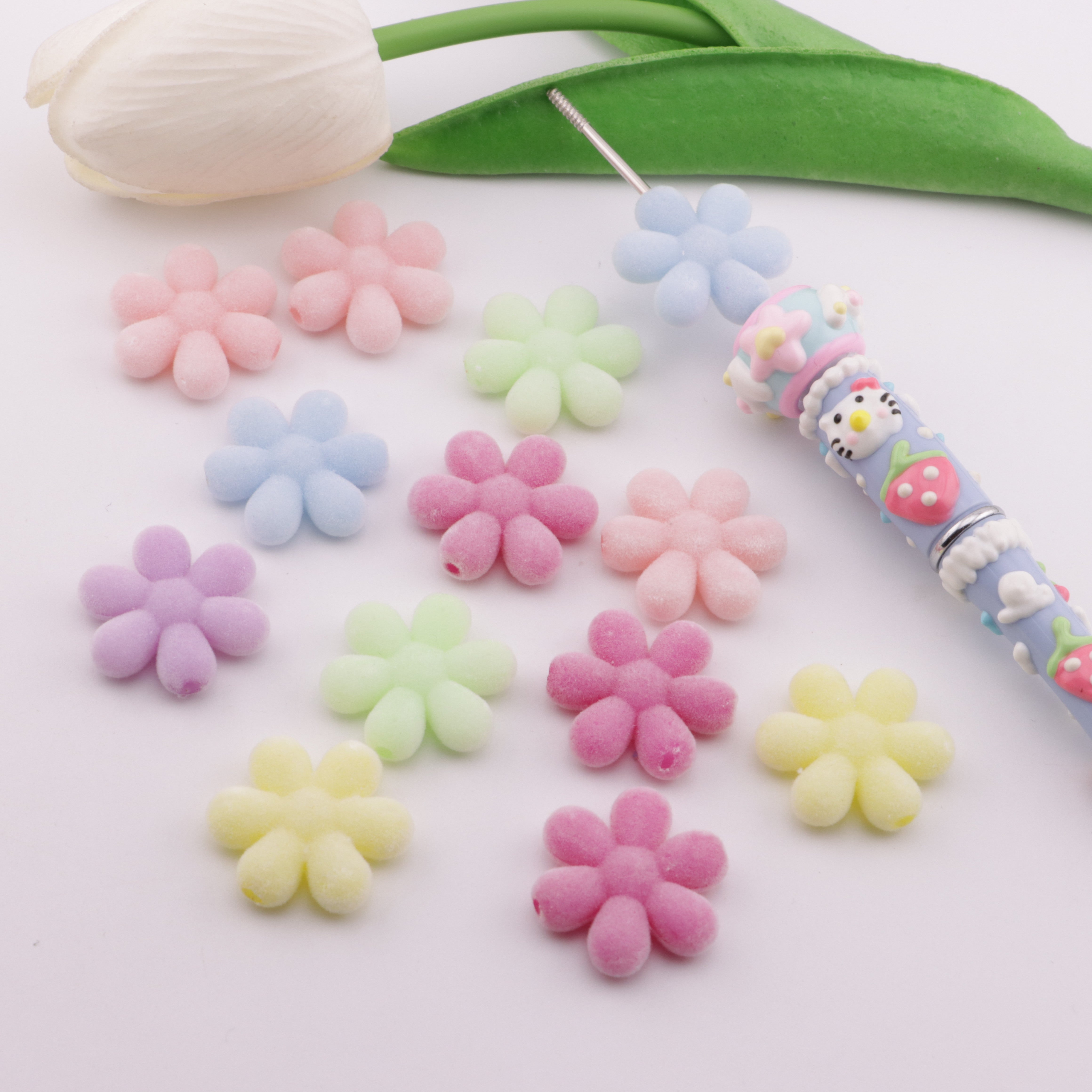 FS0053- 24mm Velvet Snowflake Beads