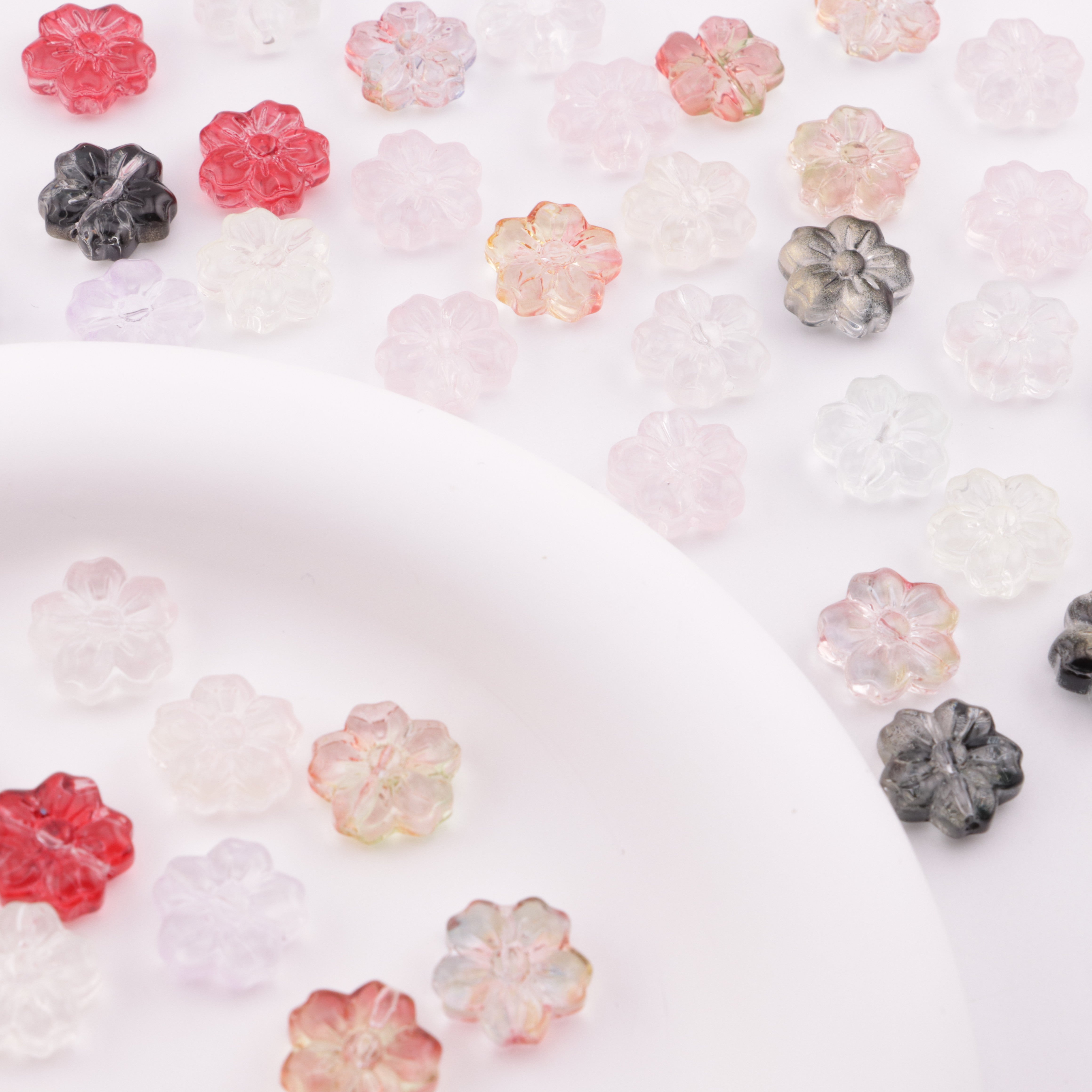 FS6213- 13mm Sakura Glass Beads