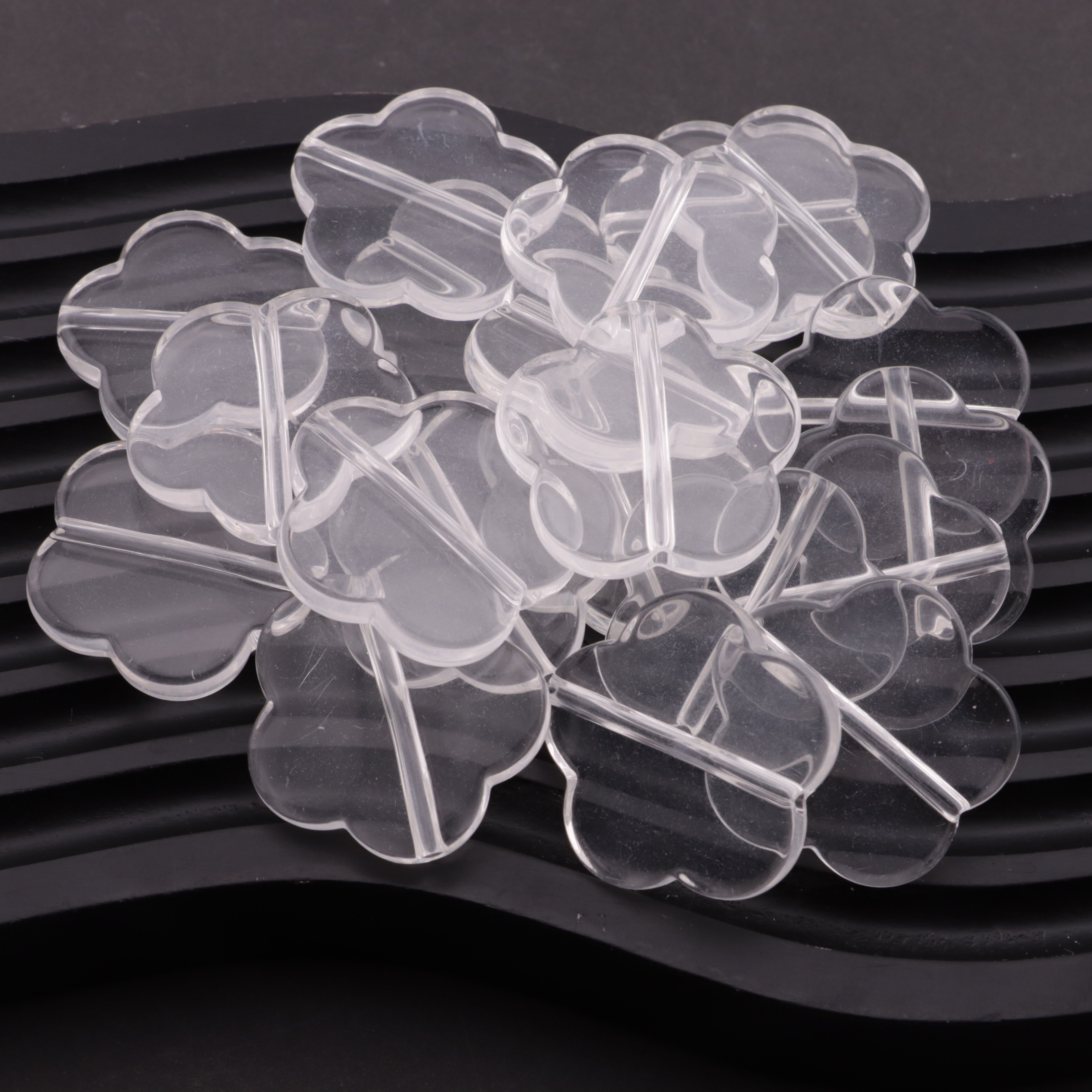 FS6218- 32mm Clear Five - Petal Flower - Based Beads