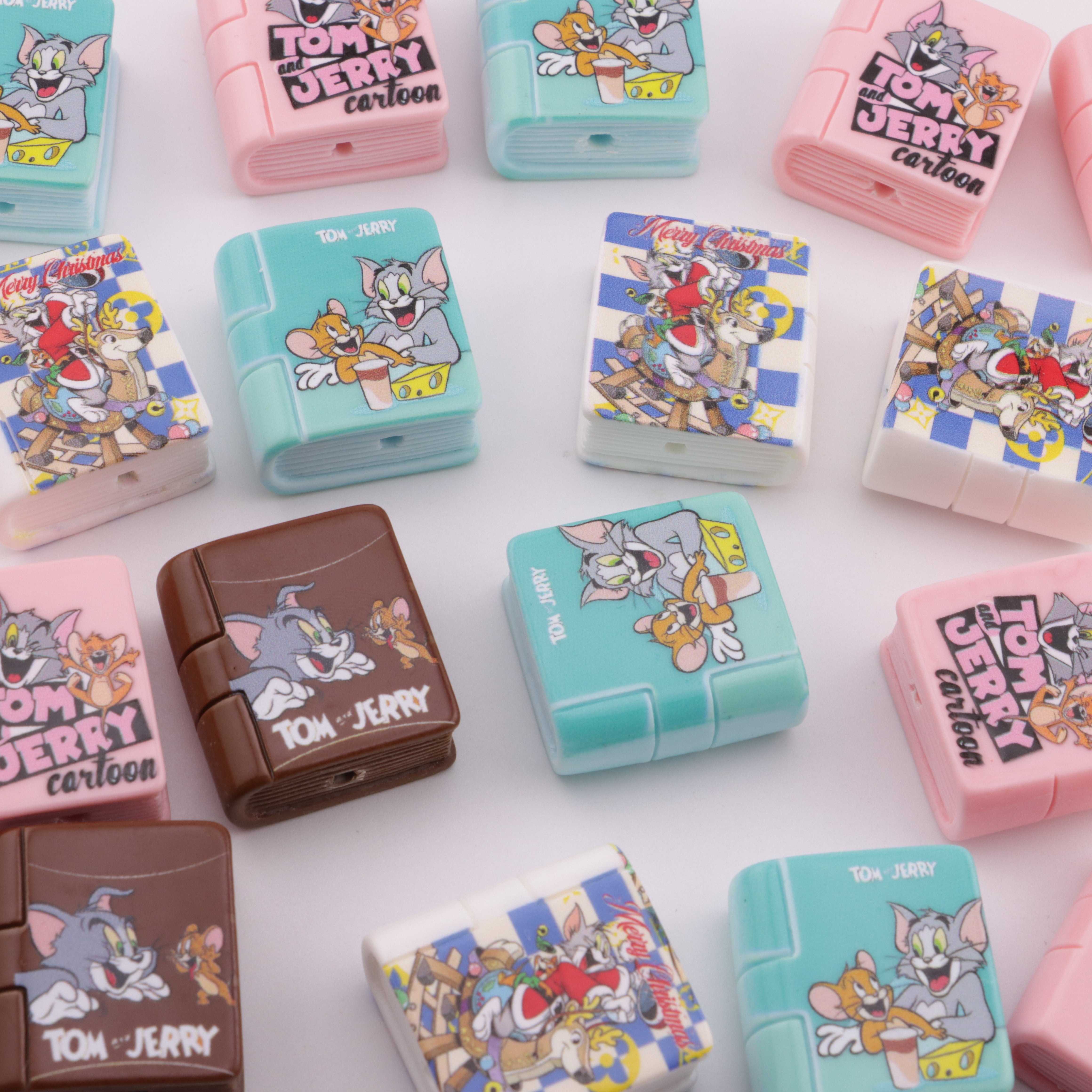 FS6230- Tom&Jerry Acrylic Book Beads