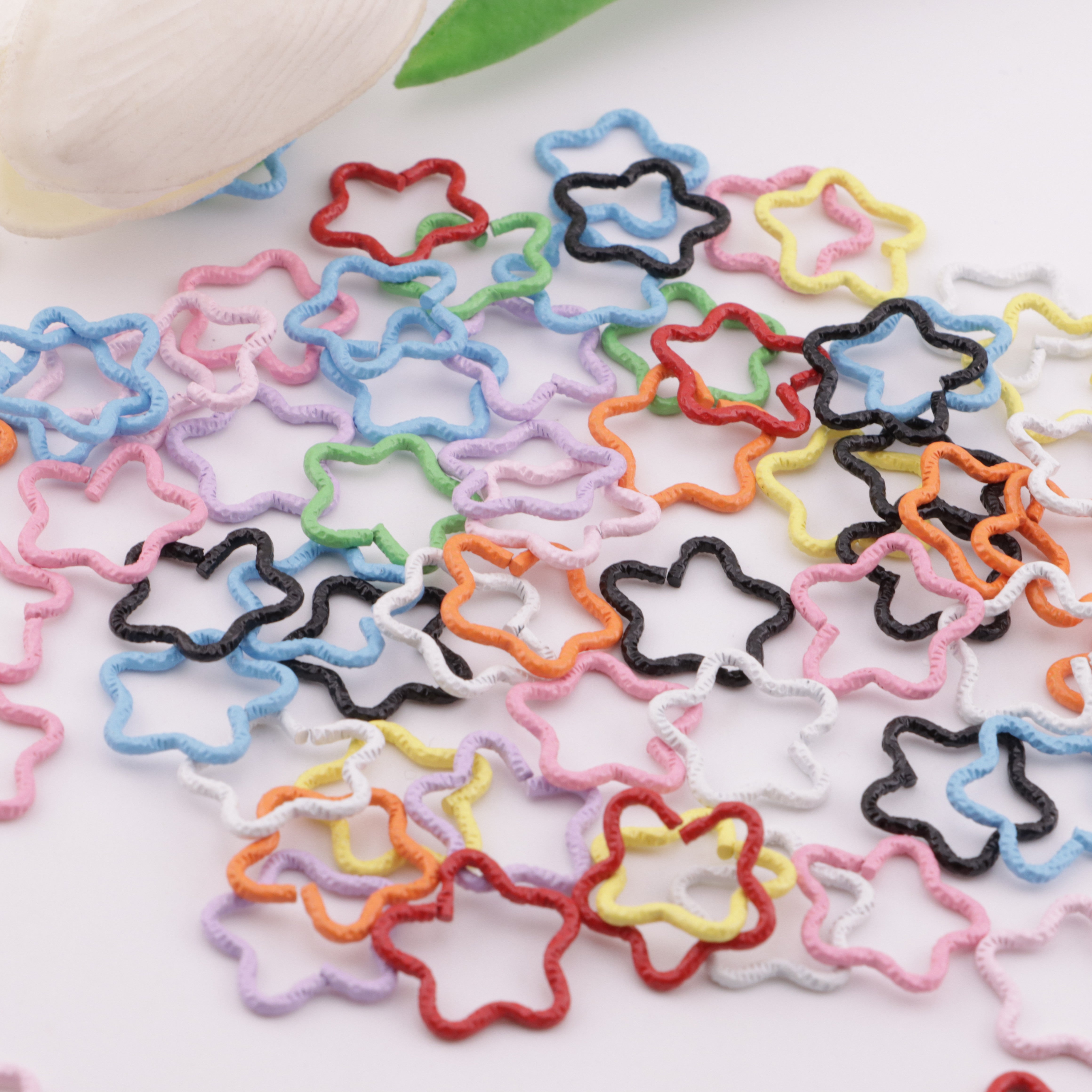 FS6238- 17mm Twisted Five-Pointed Star Metal Ring