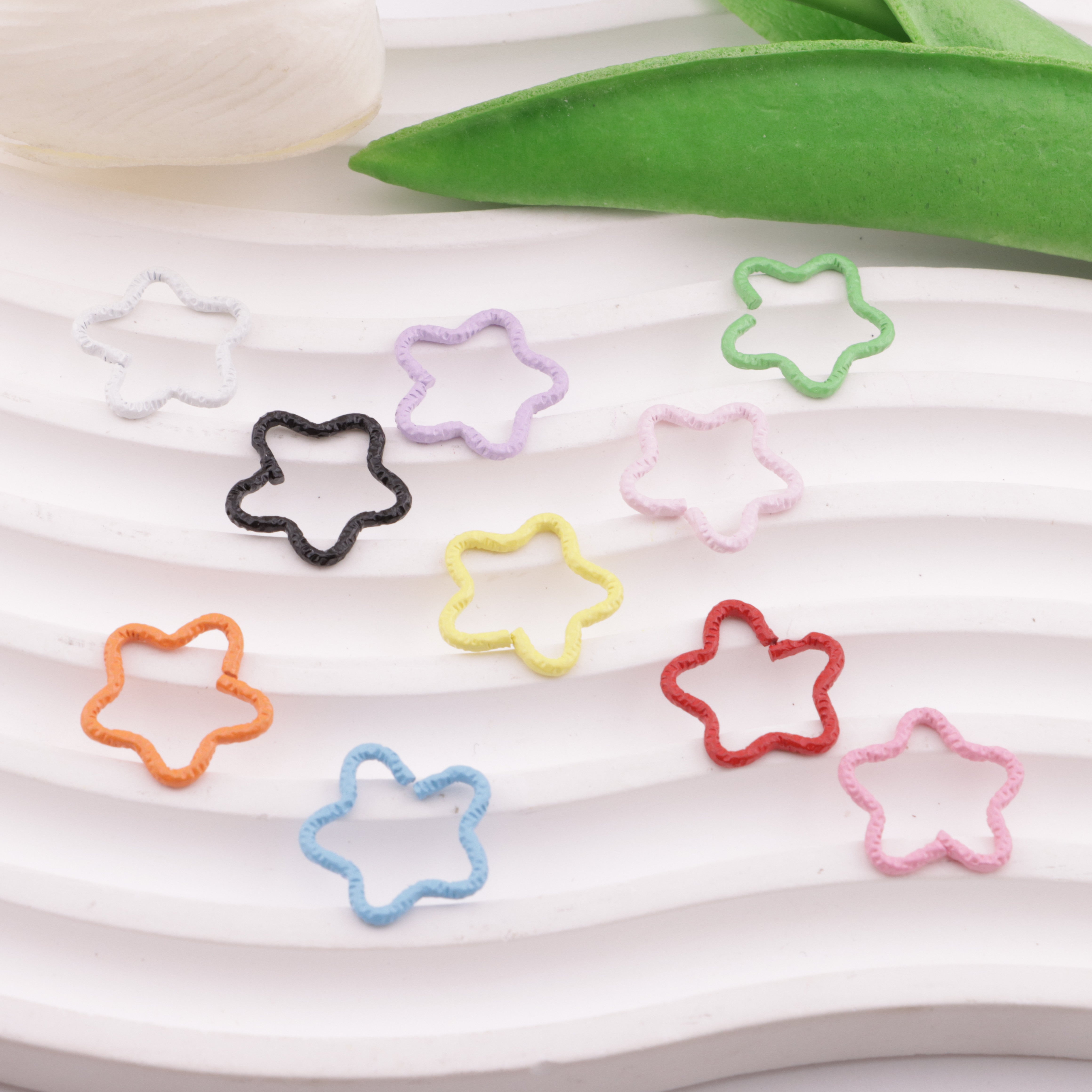 FS6238- 17mm Twisted Five-Pointed Star Metal Ring