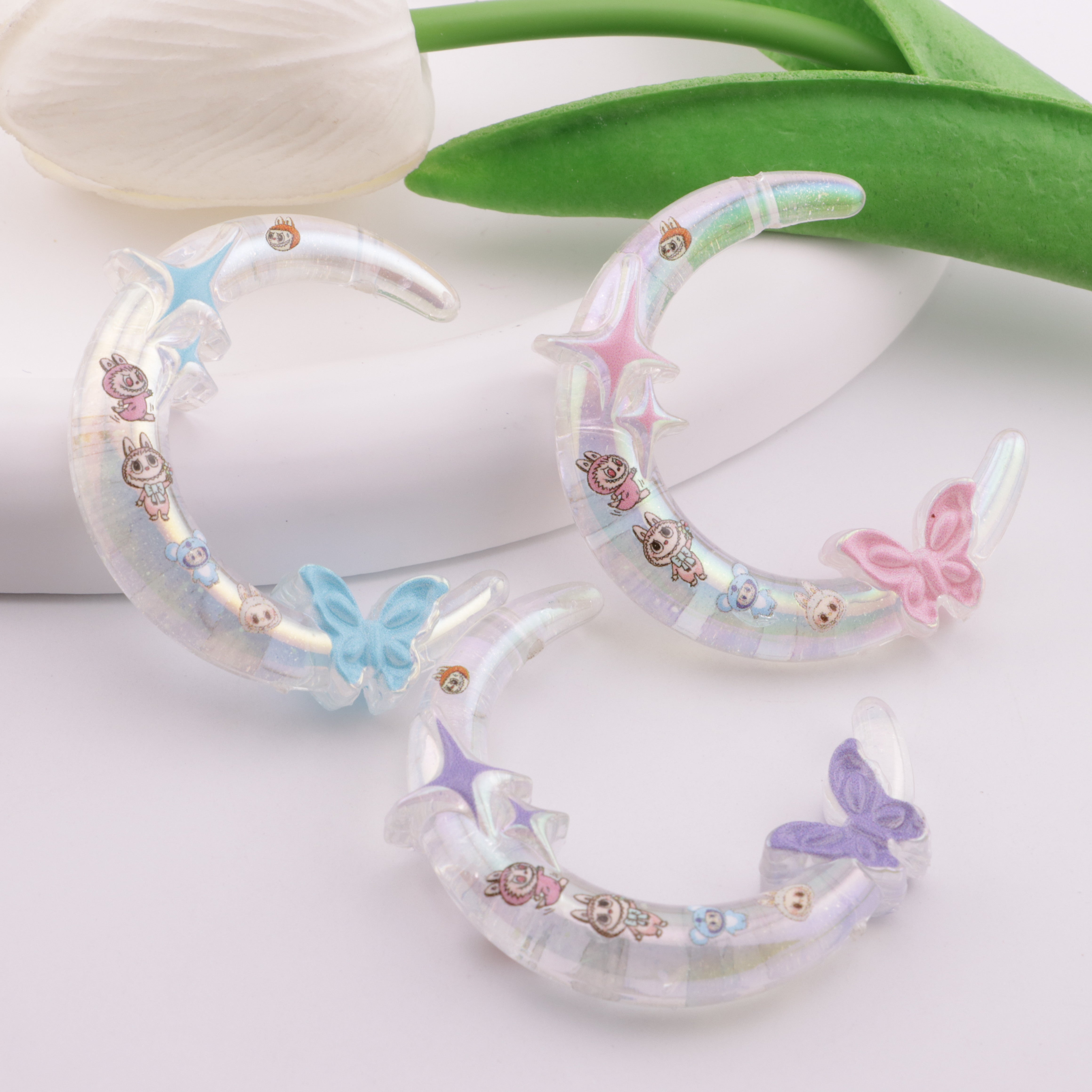FS6268- Labubu Moon Acrylic Vertical Hole Beads