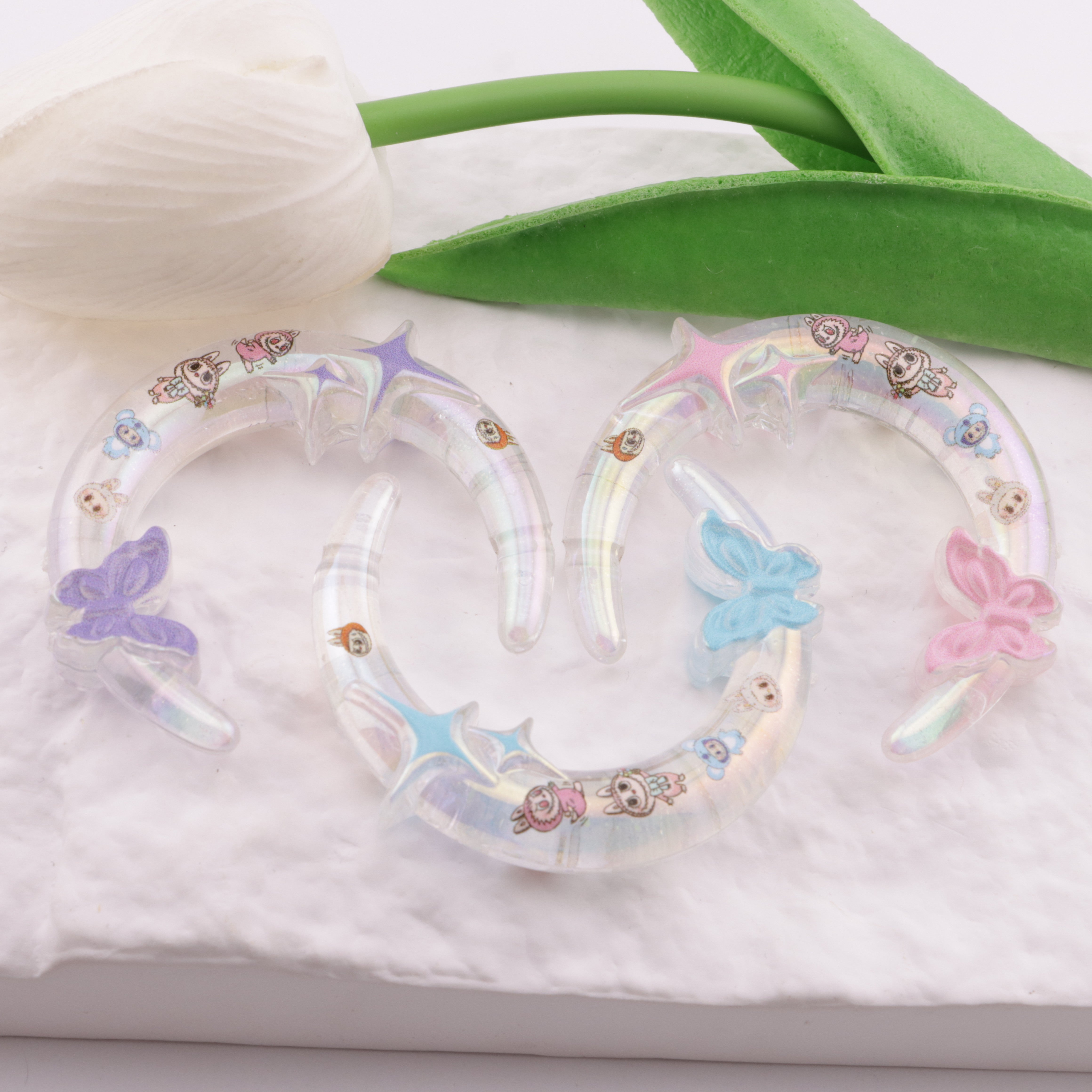 FS6268- Labubu Moon Acrylic Vertical Hole Beads