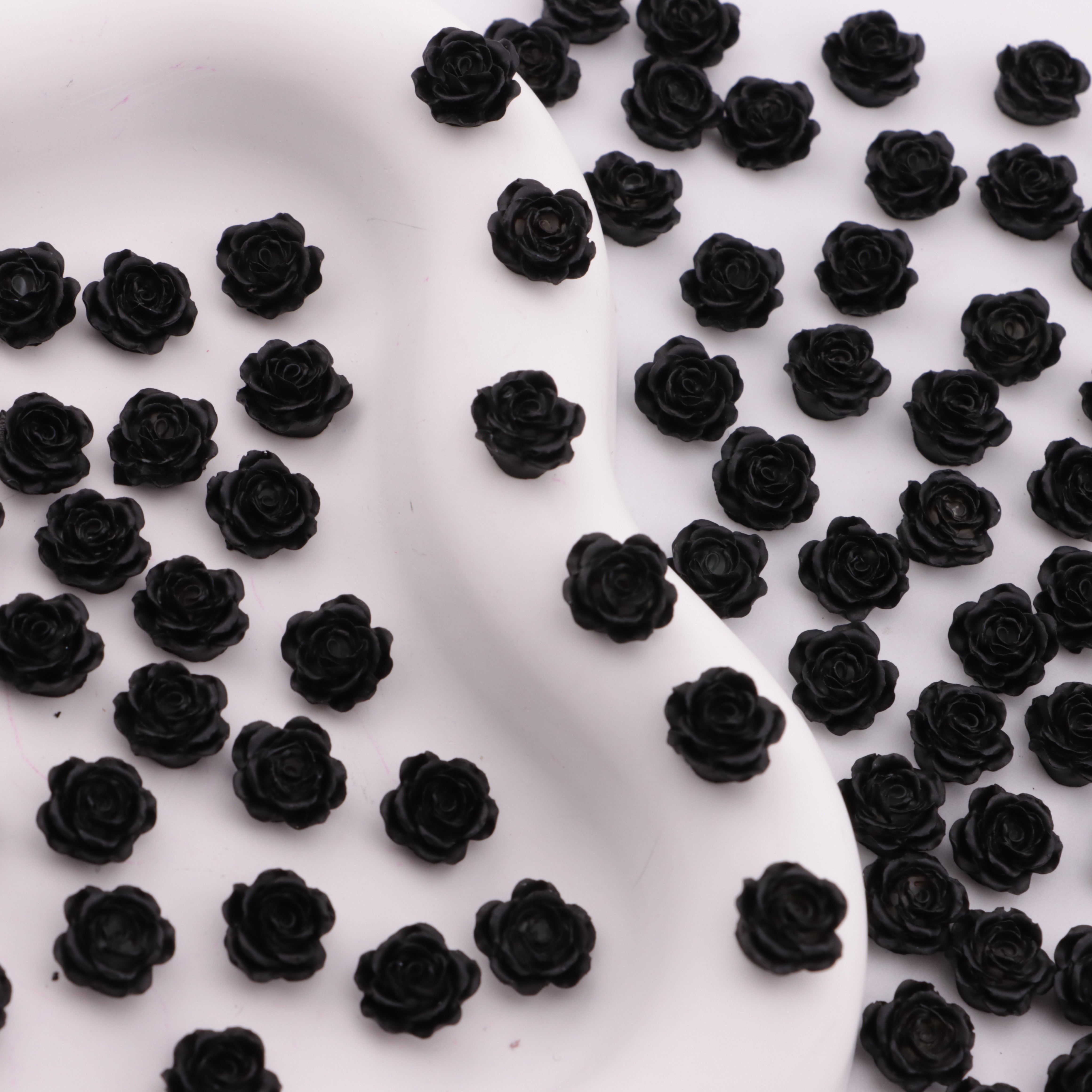 FS6288- 8mm Black Soft Flower Charms Pure Black Soft Flower Patches