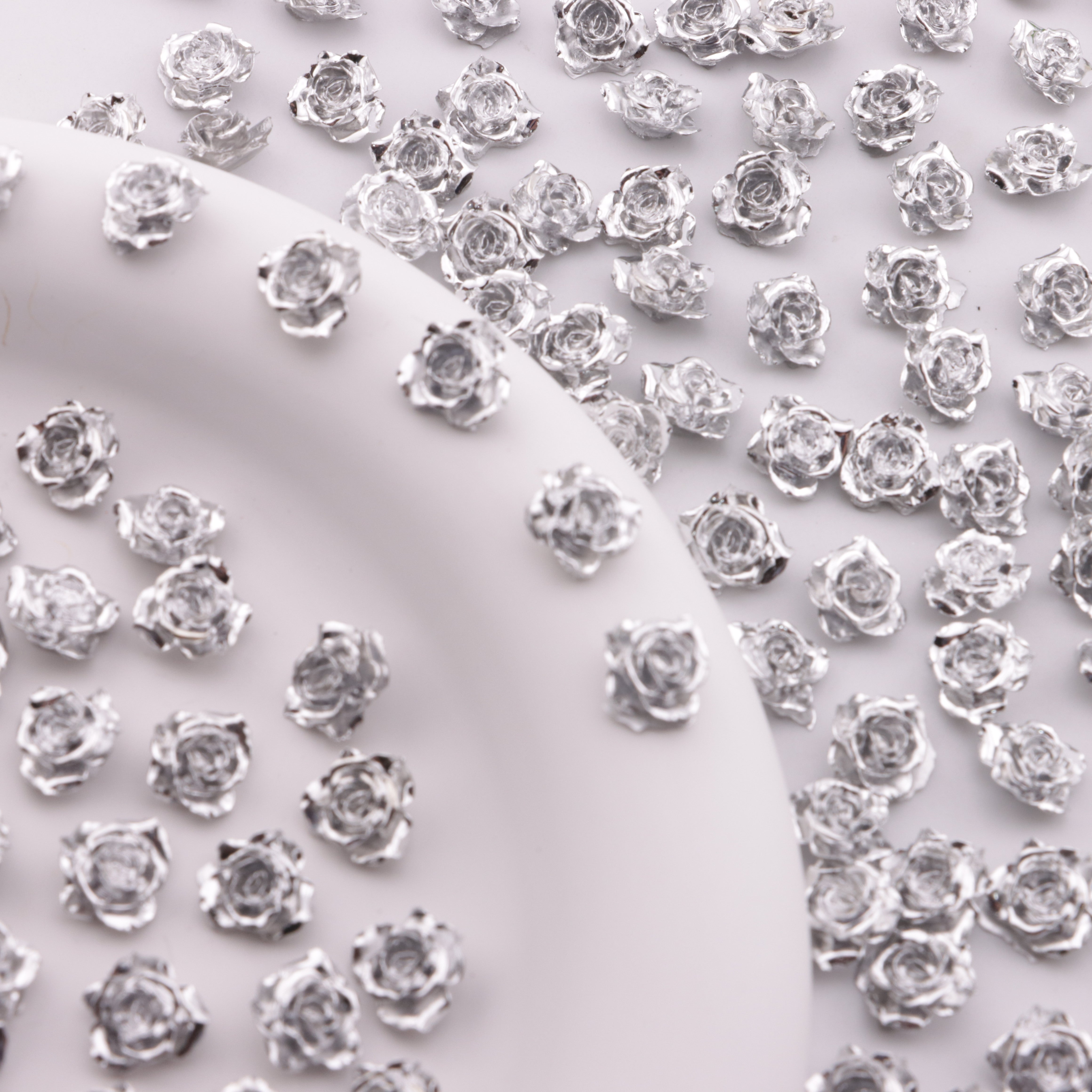 FS6289- About 10mm Silver Soft Flower Charms