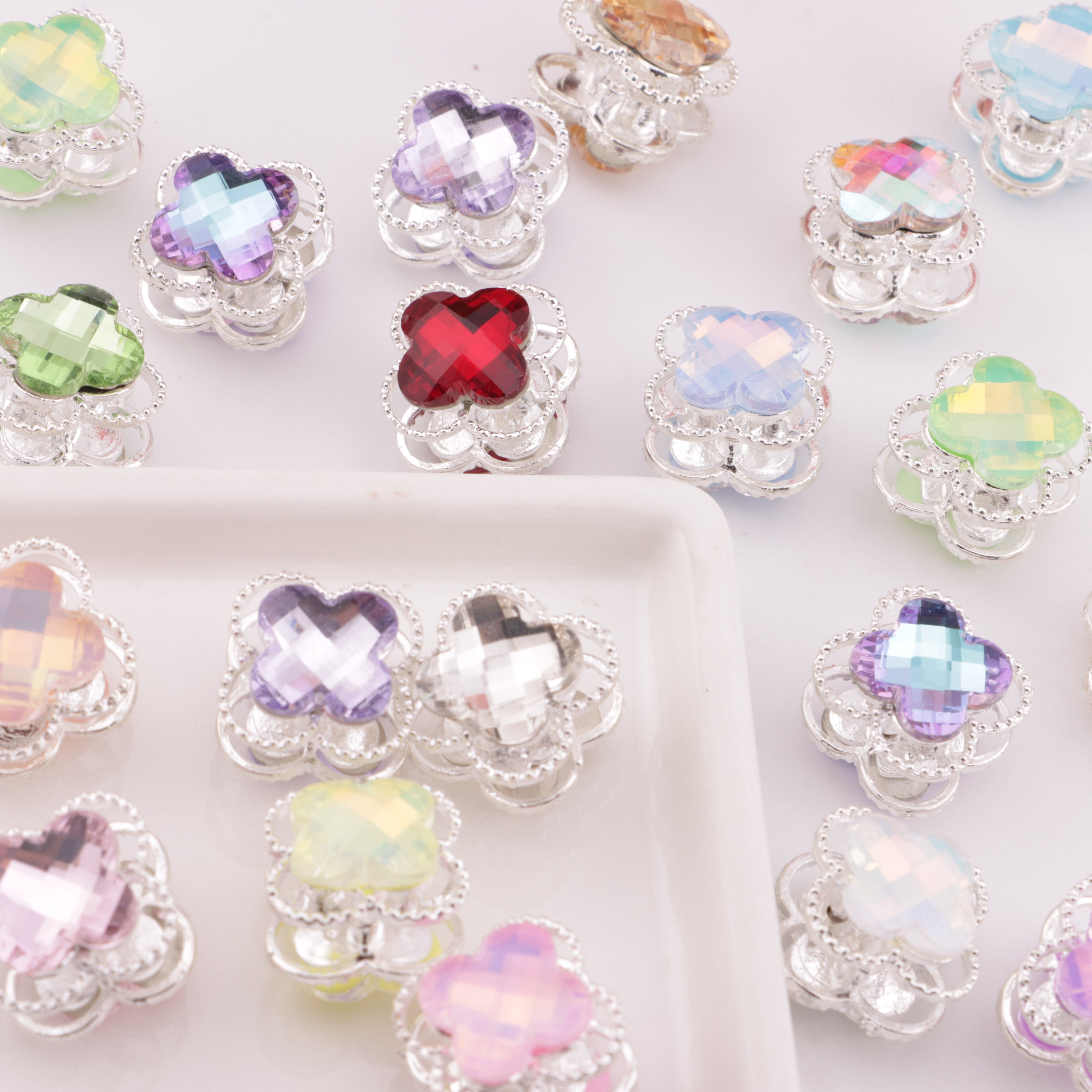 FS6304- Clover Alloy 4 Hole Metal Beads Fit For Beadable Pens