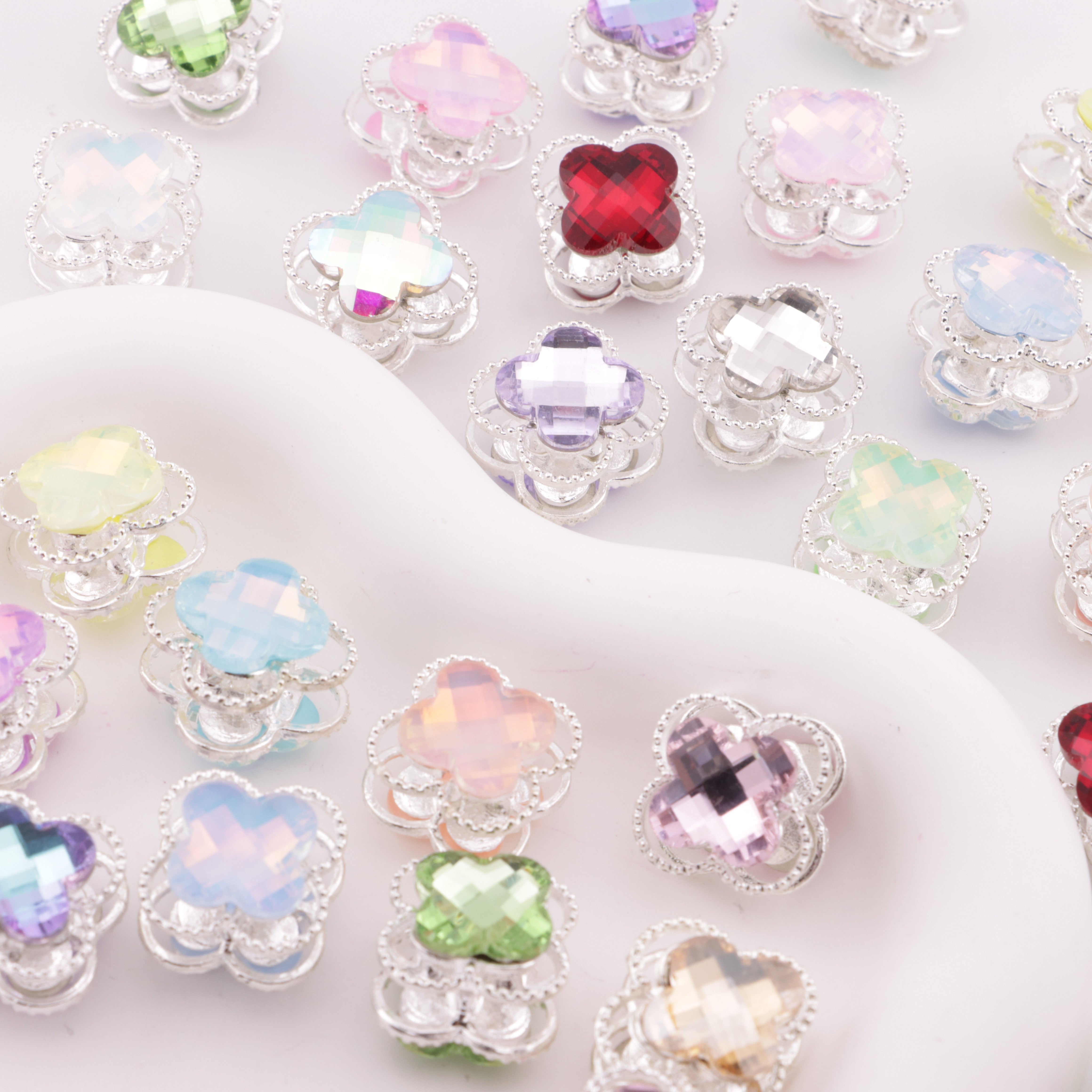 FS6304- Clover Alloy 4 Hole Metal Beads Fit For Beadable Pens